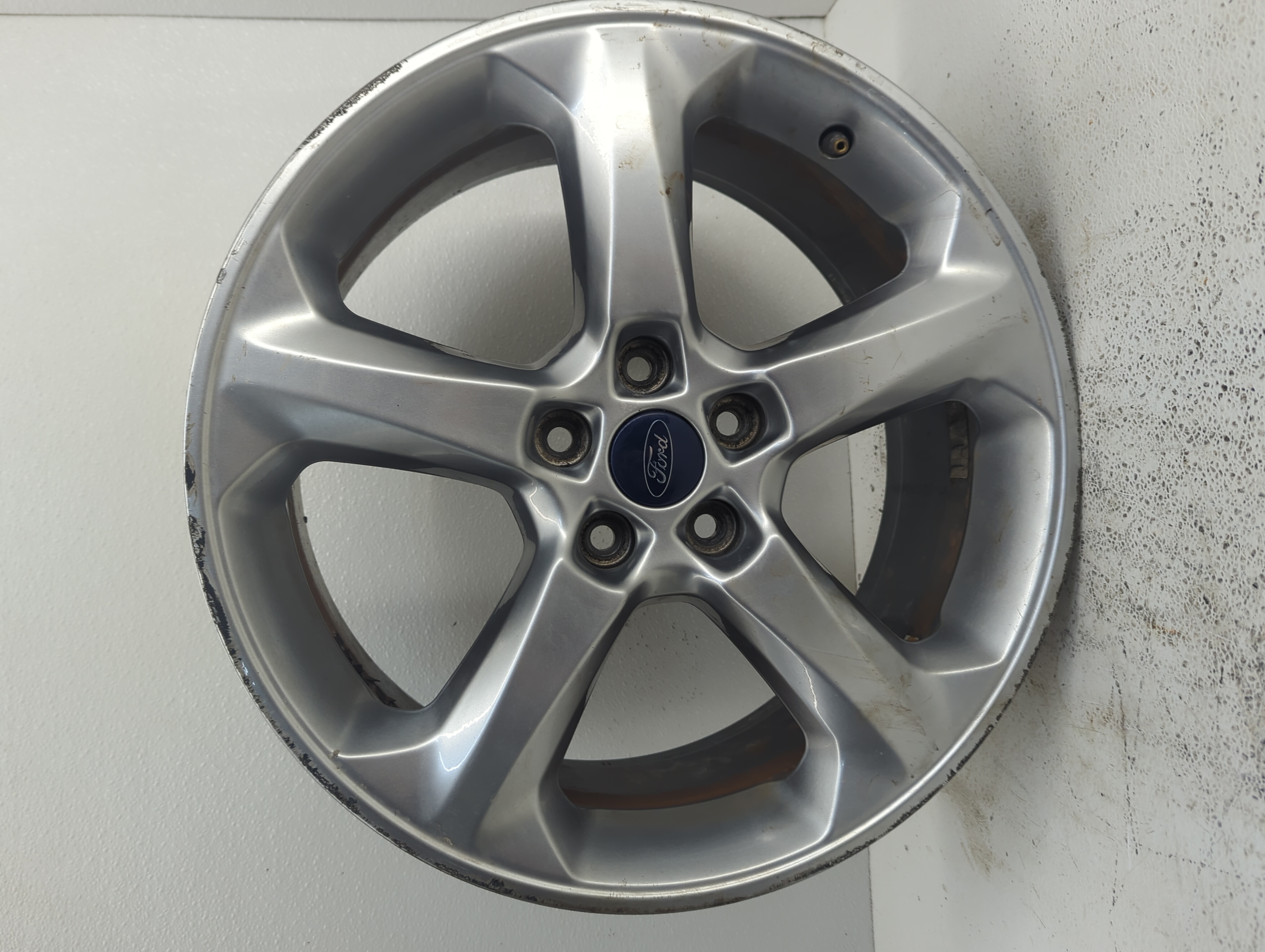 Picture of 2013-2016 Ford Fusion Wheel Rim Oem 1088570