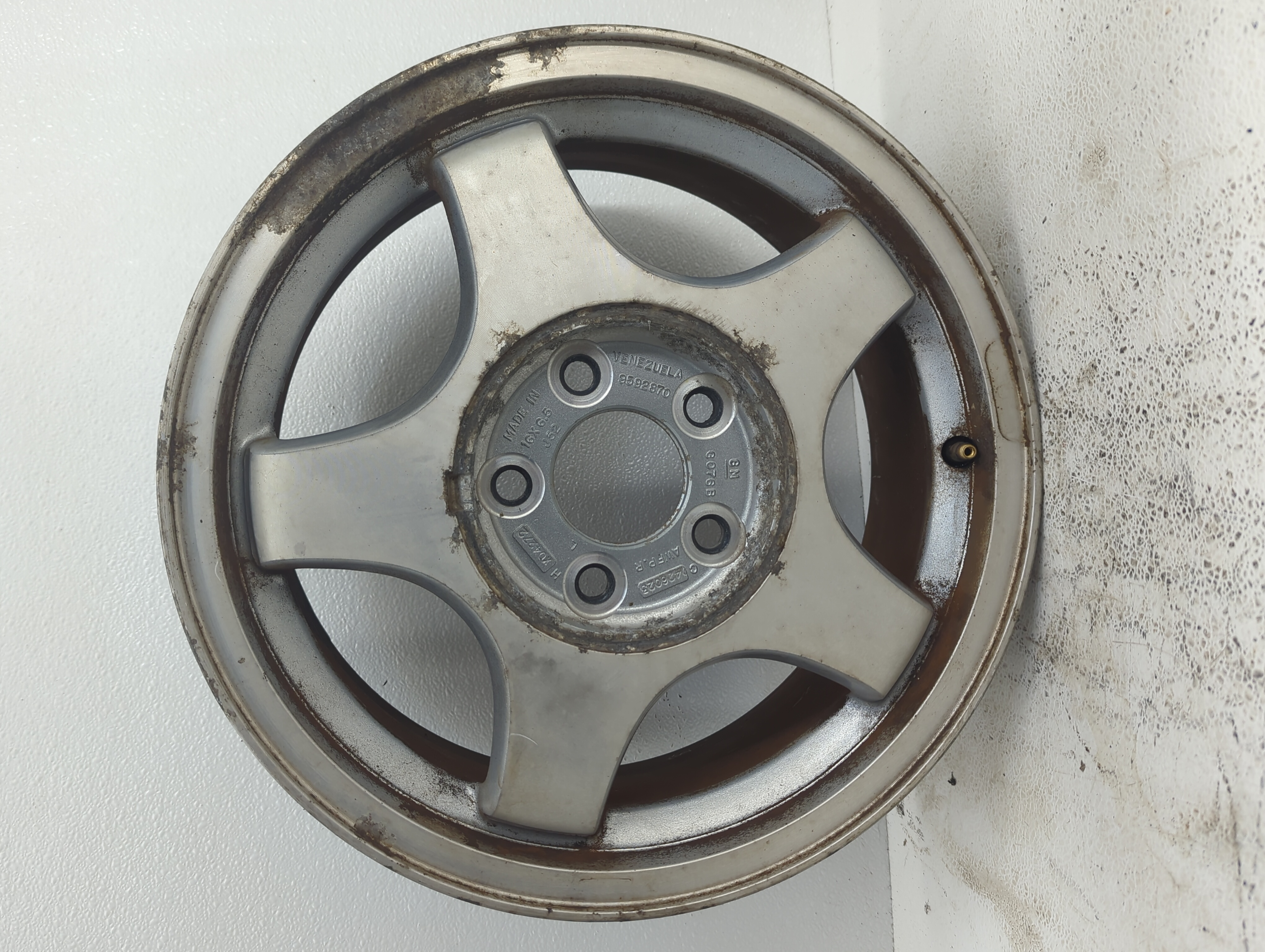 2000-2007 Chevrolet Impala Wheel Rim Oem 1088574 - Oemusedautoparts1.com