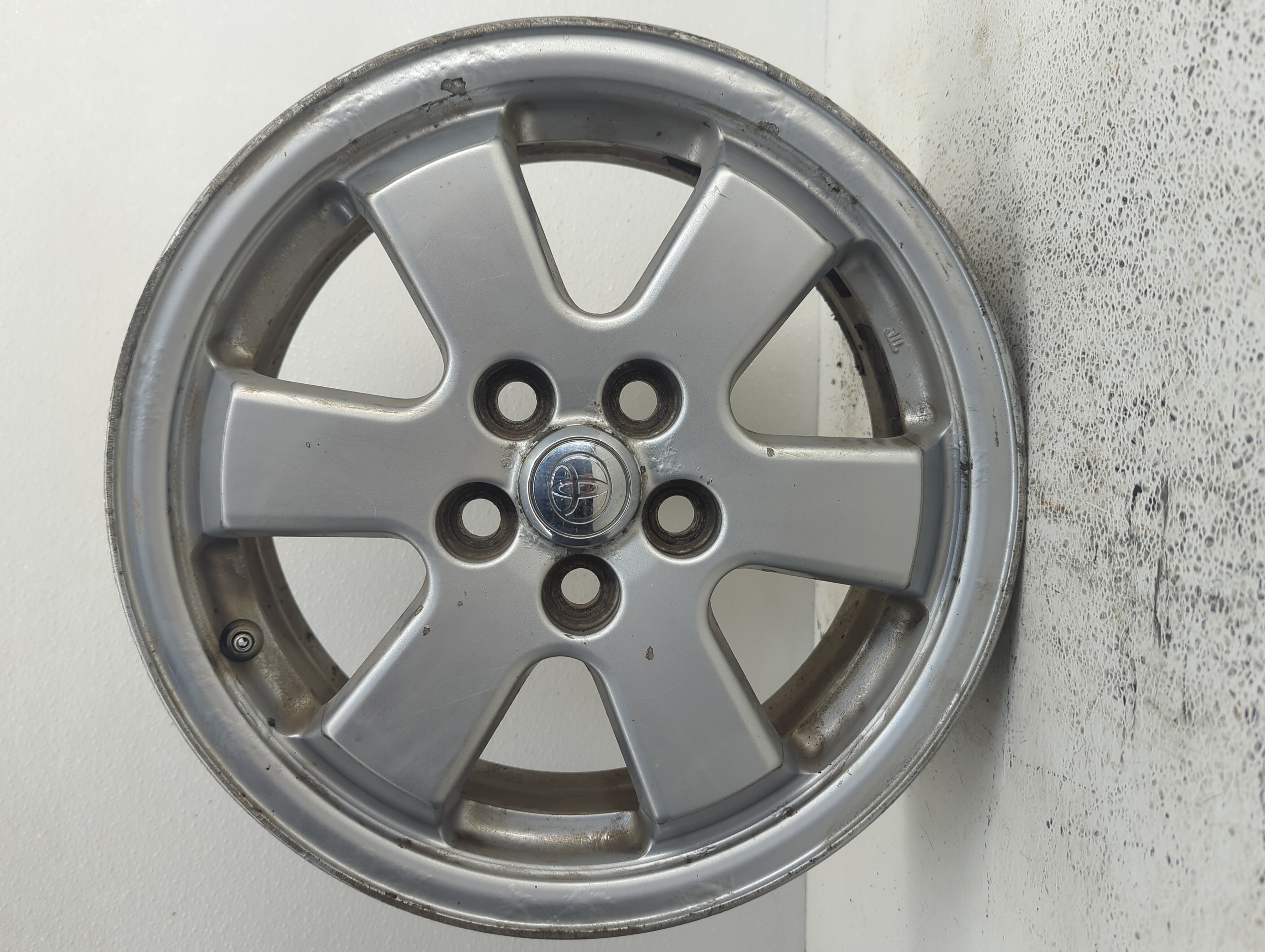 2004-2009 Toyota Prius Wheel Rim Oem 1089614 - Oemusedautoparts1.com