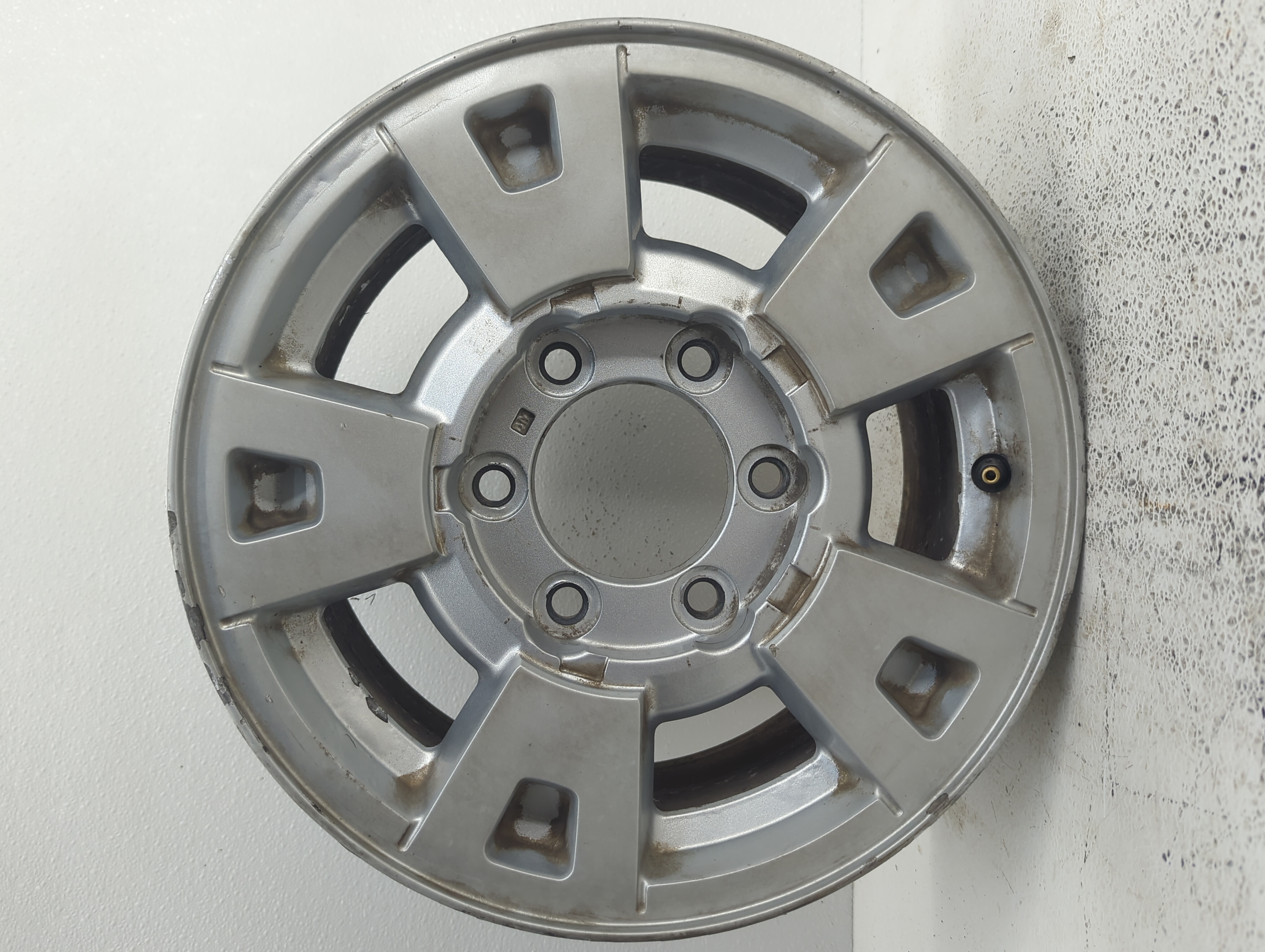 2004-2008 Chevrolet Colorado Wheel Rim Oem 1089616 - Oemusedautoparts1.com