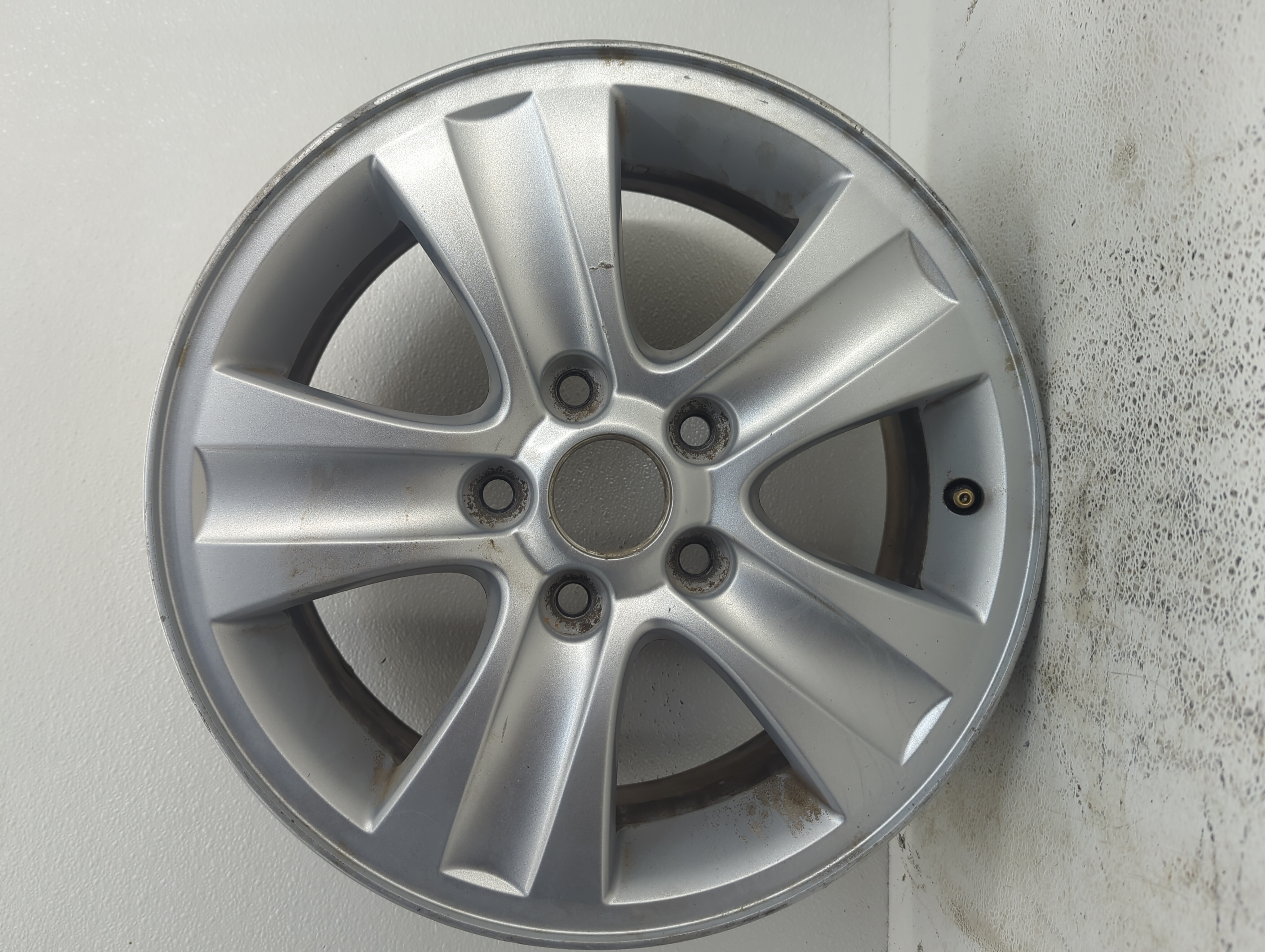 2012-2016 Chevrolet Impala Wheel Rim Oem 1089618 - Oemusedautoparts1.com