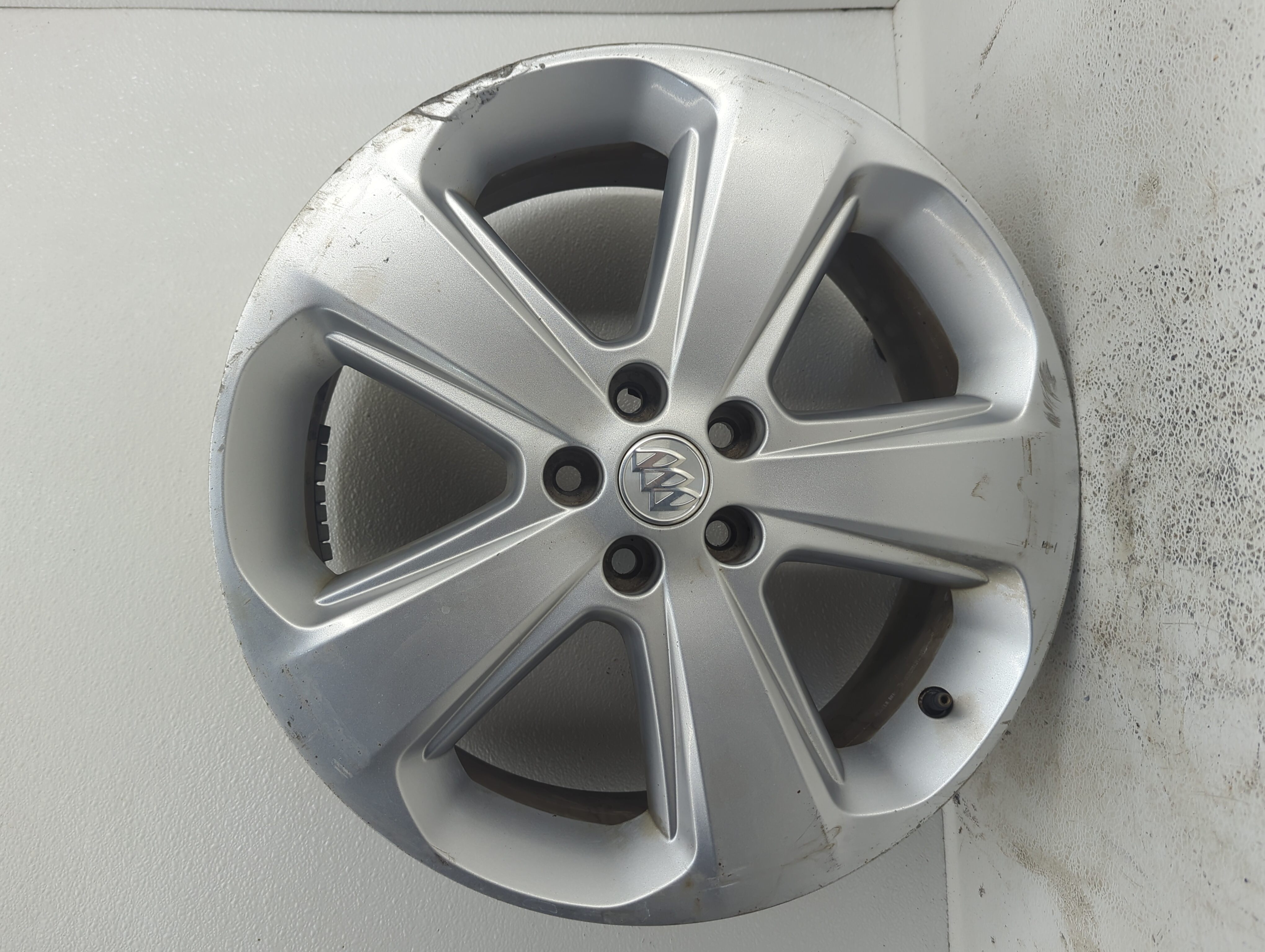 Picture of 2013-2015 Buick Encore Wheel Rim Oem 1089627