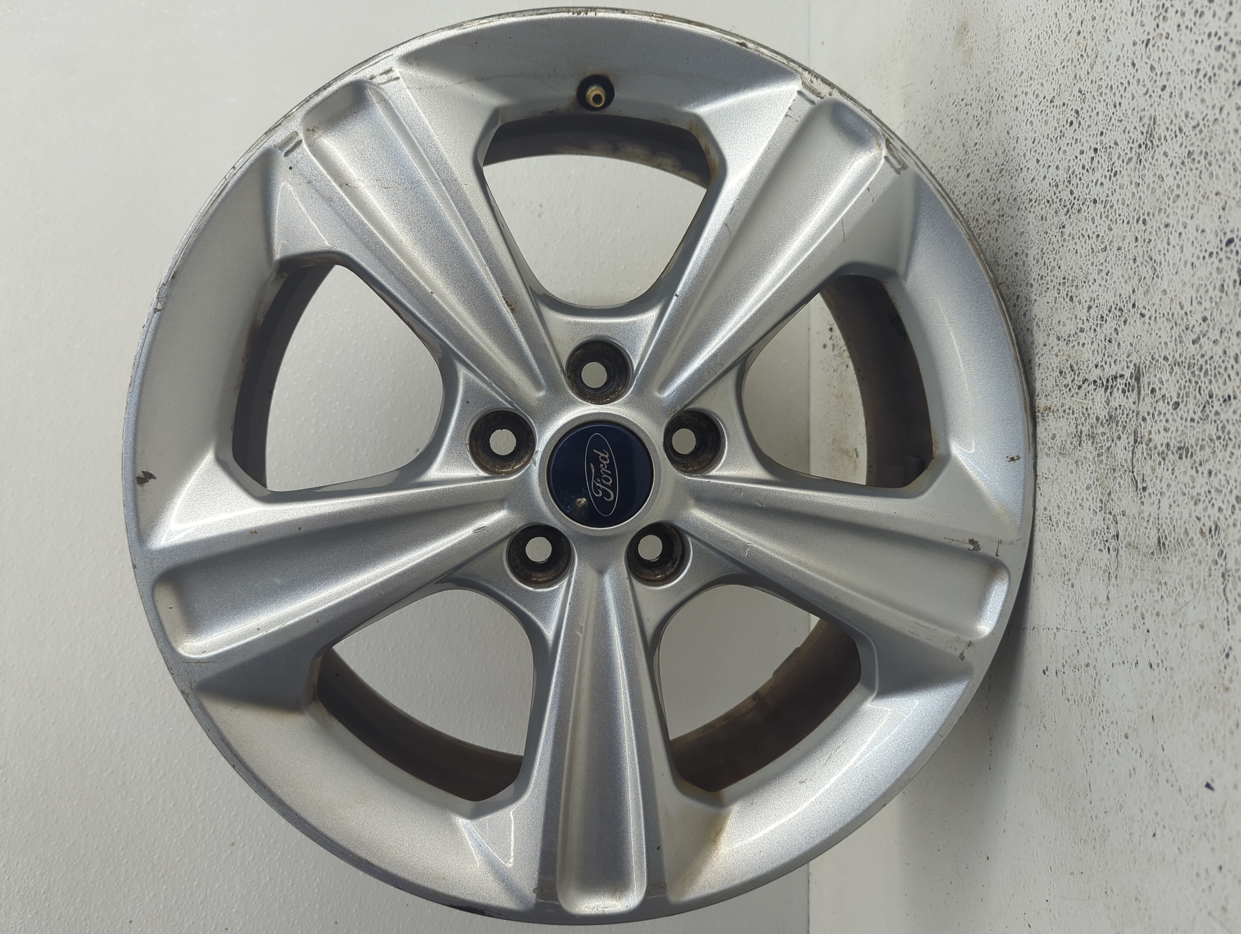 2013-2016 Ford Escape Wheel Rim Oem 1089629 - Oemusedautoparts1.com