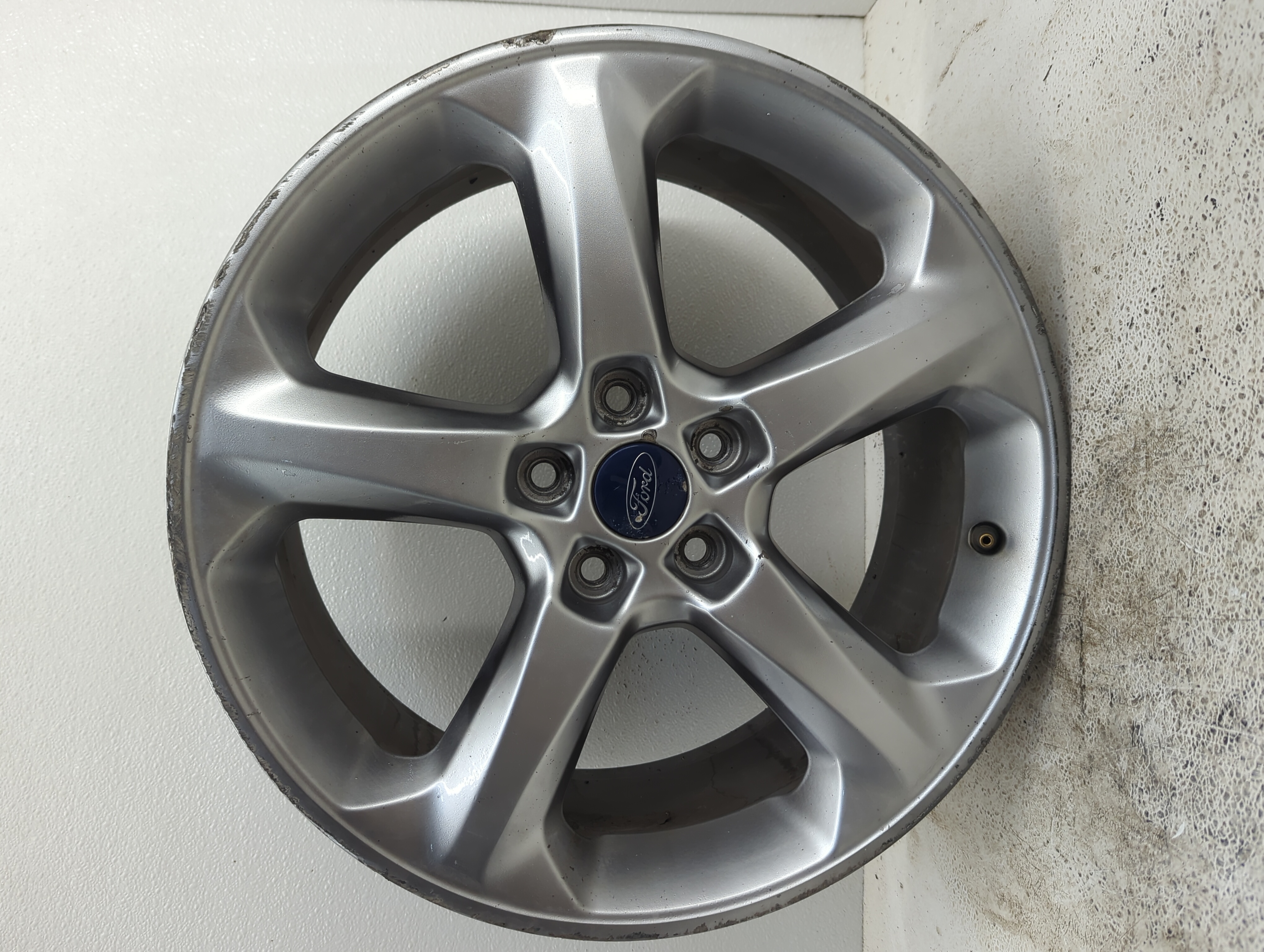 Picture of 2013-2016 Ford Fusion Wheel Rim Oem 1089837