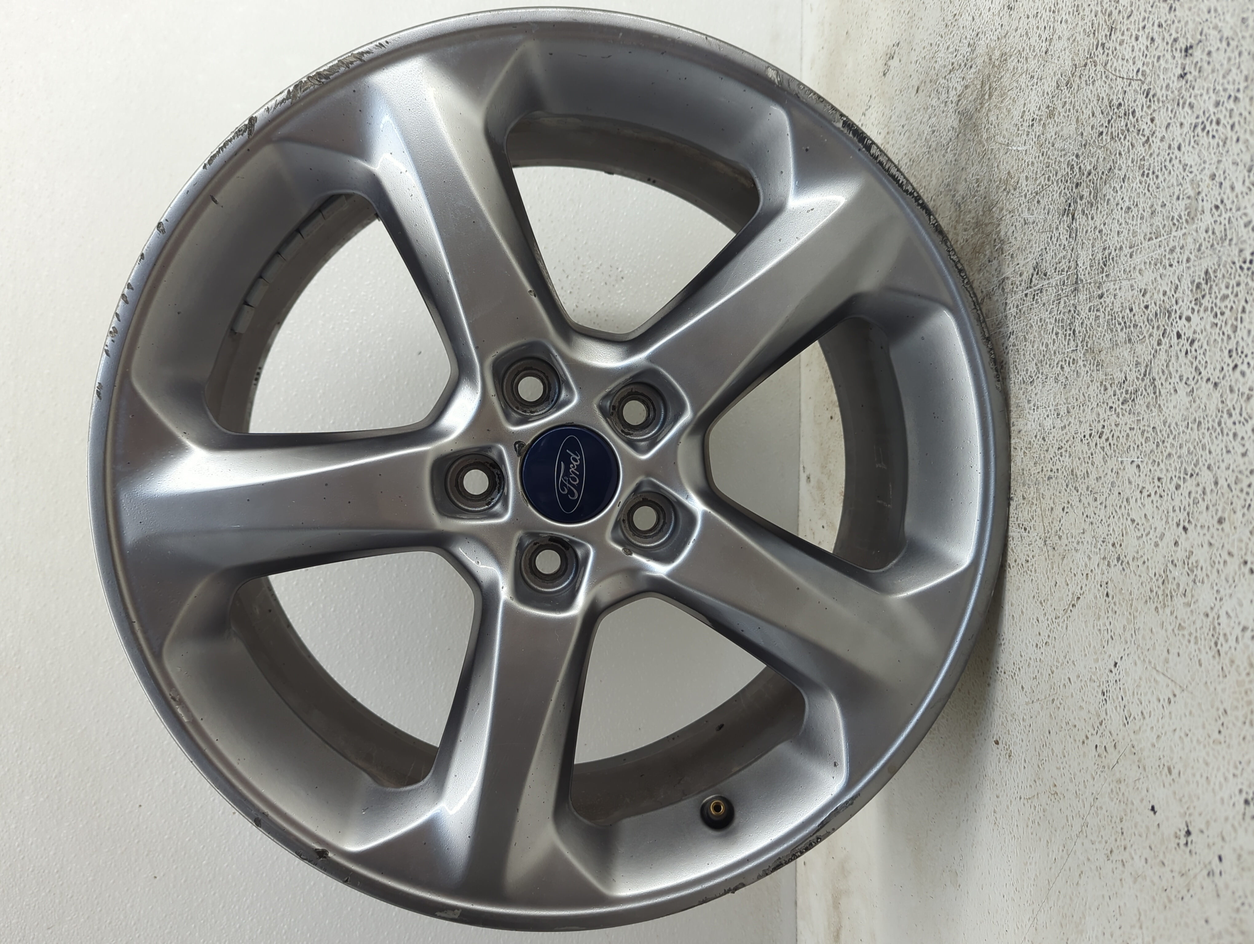 Picture of 2013-2016 Ford Fusion Wheel Rim Oem 1089839