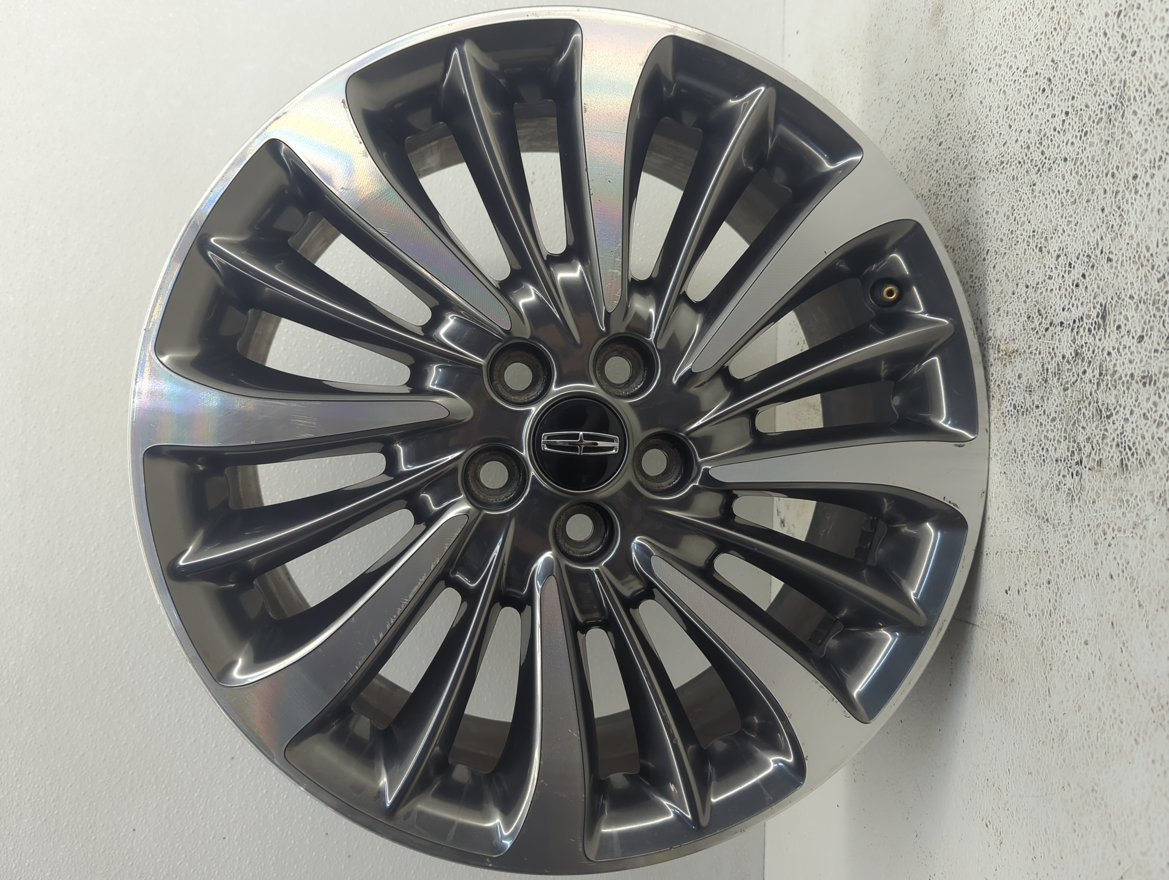 2019-2022 Lincoln Nautilus Wheel Rim Oem 1090037 - Oemusedautoparts1.com