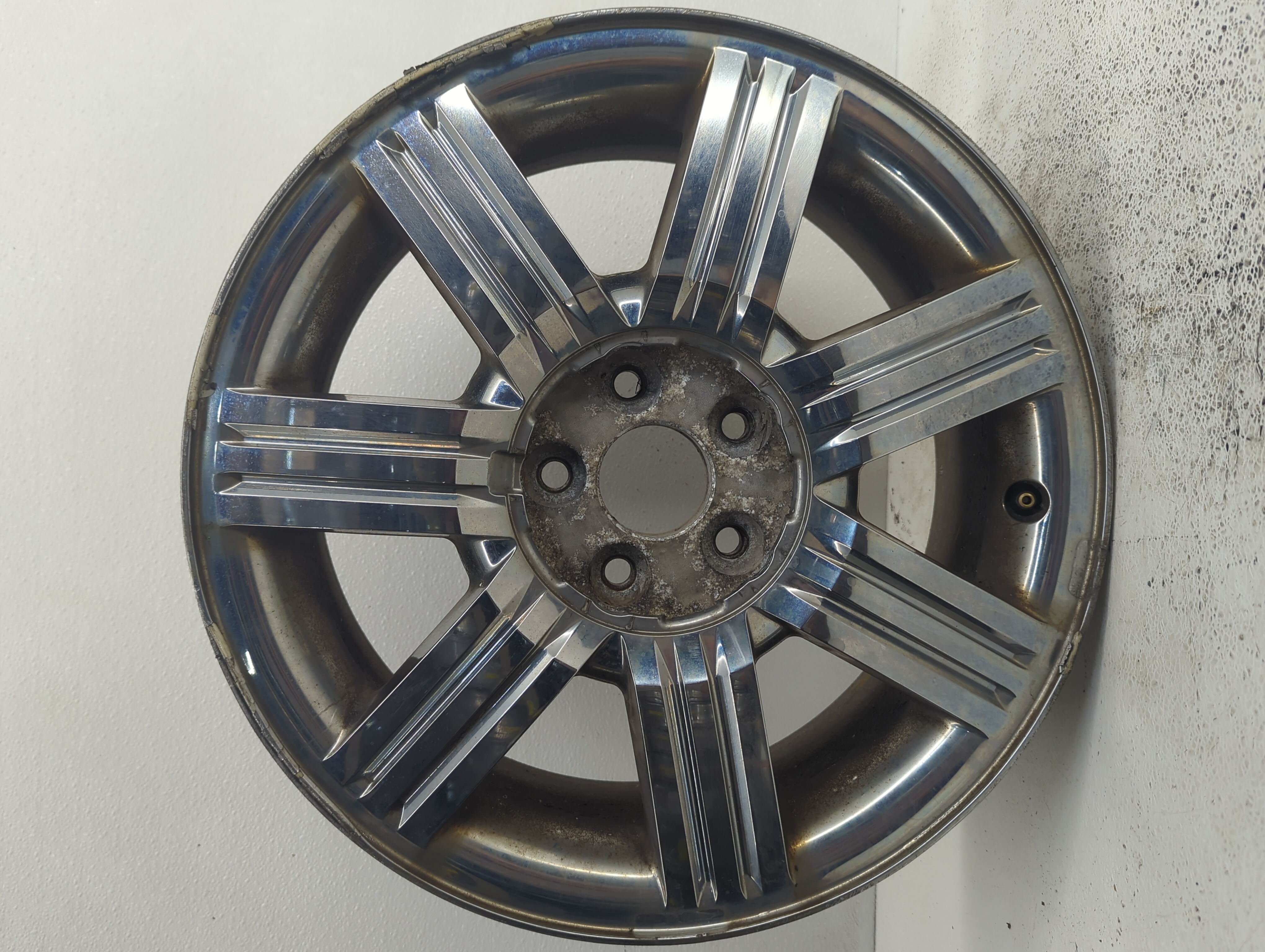 Picture of 2008-2009 Ford Taurus X Wheel Rim Oem 1090049