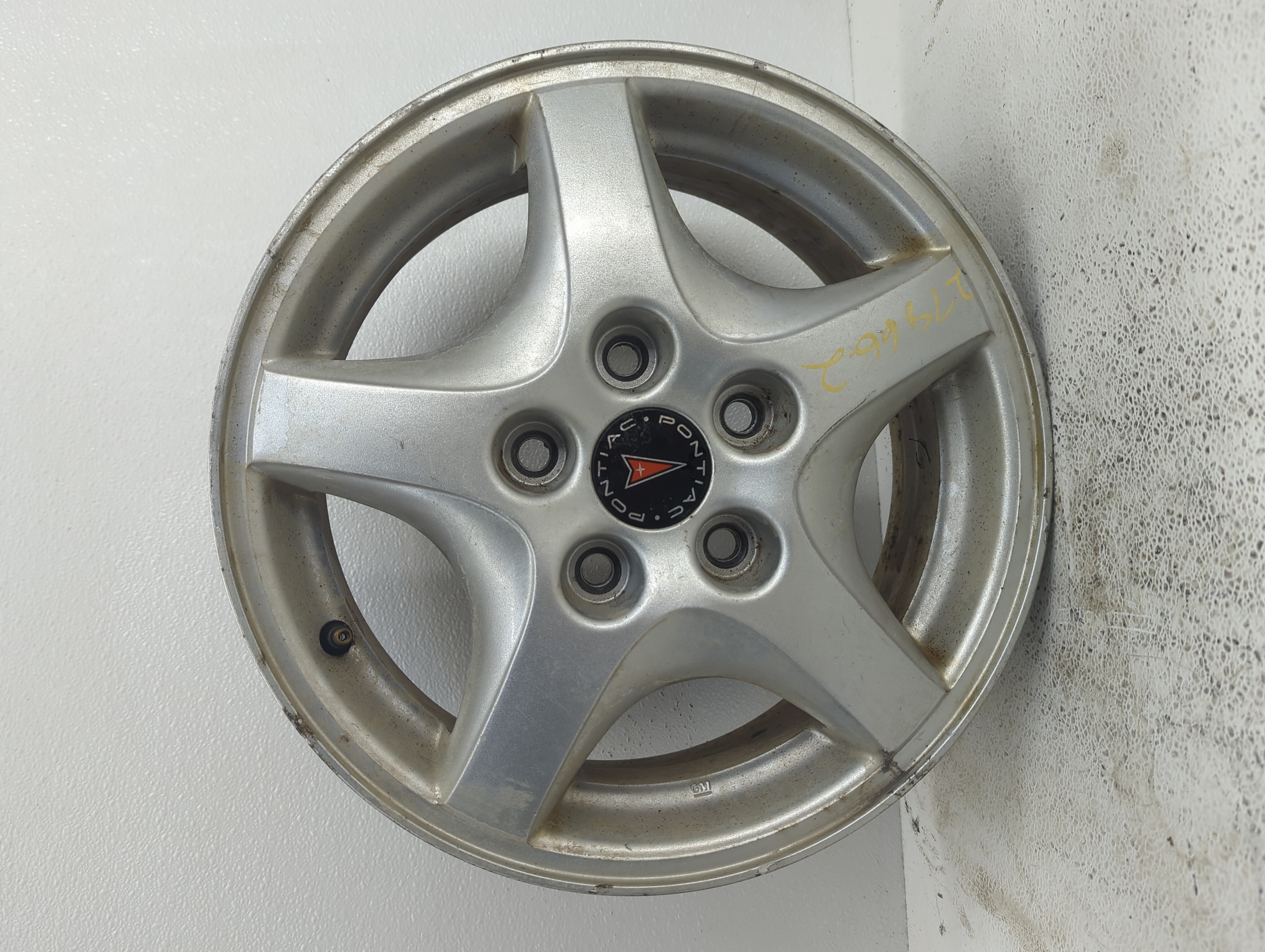 1999-2005 Pontiac Montana Wheel Rim Oem 1090052 - Oemusedautoparts1.com