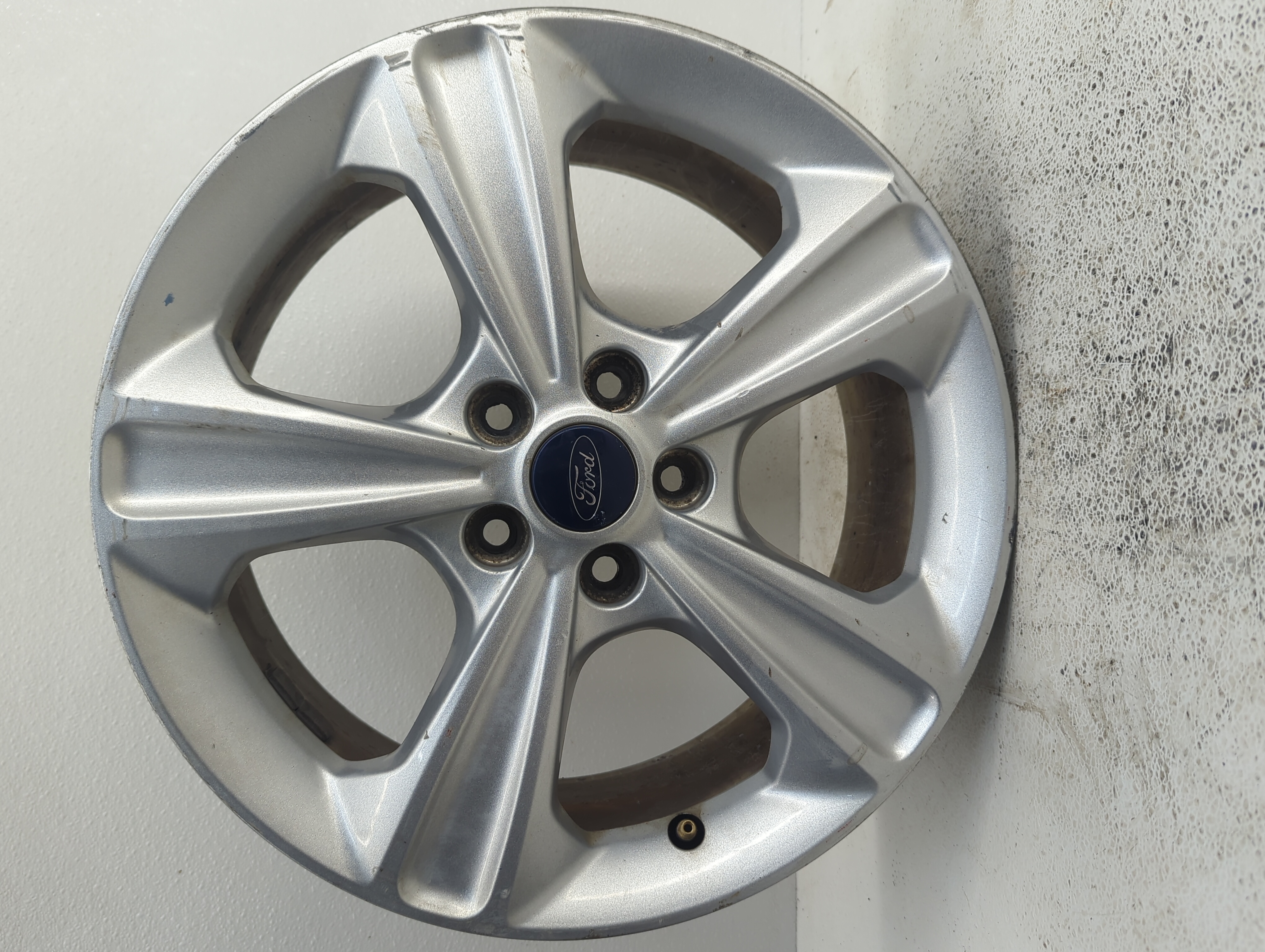 2013-2016 Ford Escape Wheel Rim Oem 1091631 - Oemusedautoparts1.com