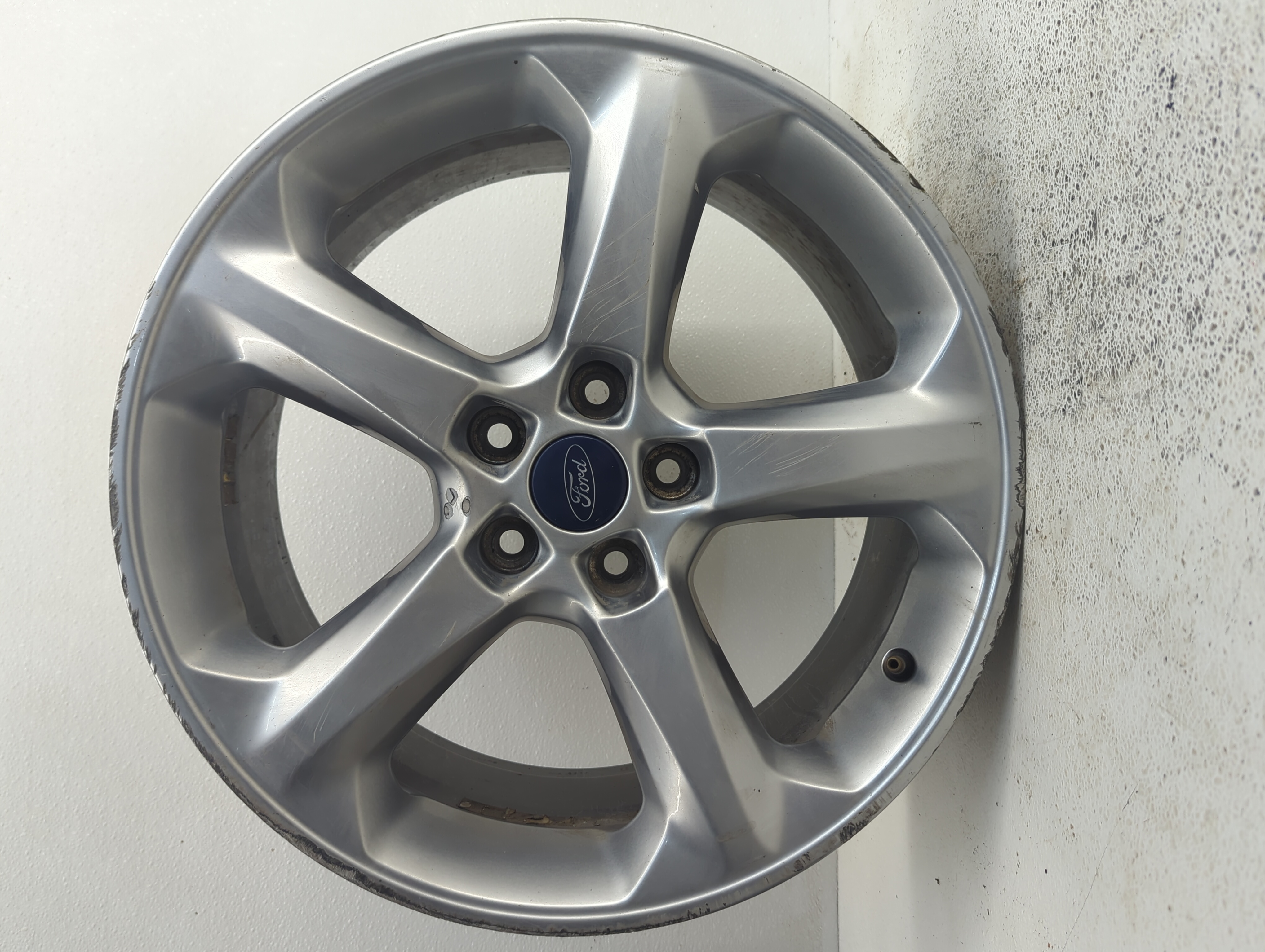 Picture of 2013-2016 Ford Fusion Wheel Rim Oem 1092327