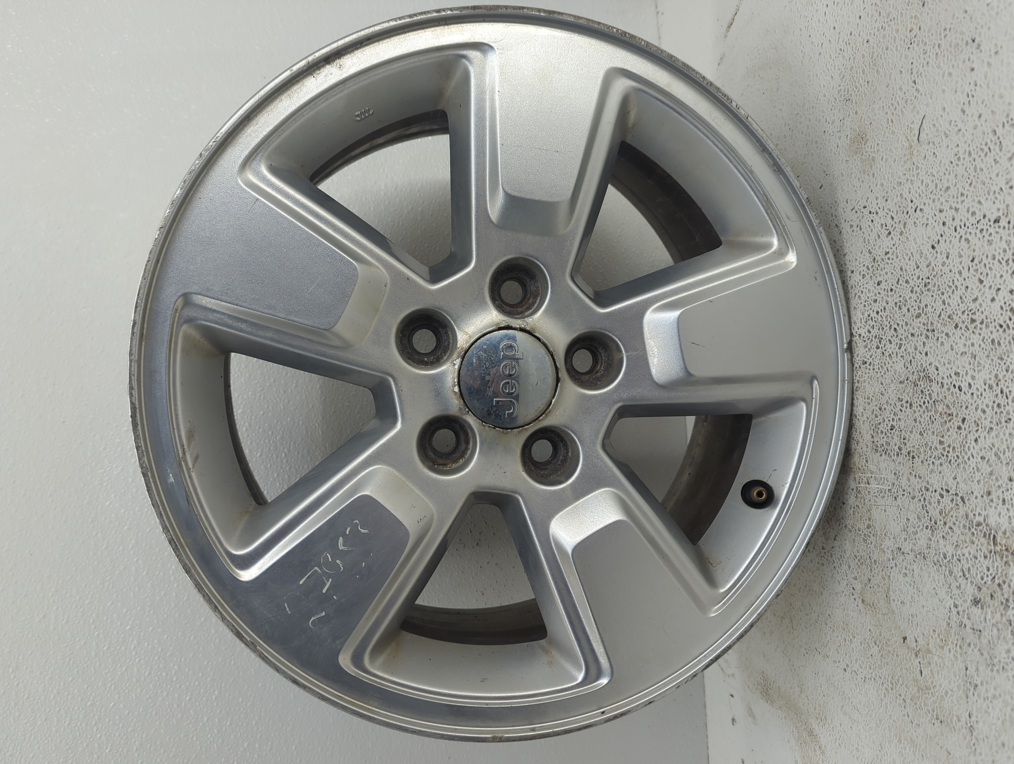 2008-2012 Jeep Liberty Wheel Rim Oem 1092328 - Oemusedautoparts1.com