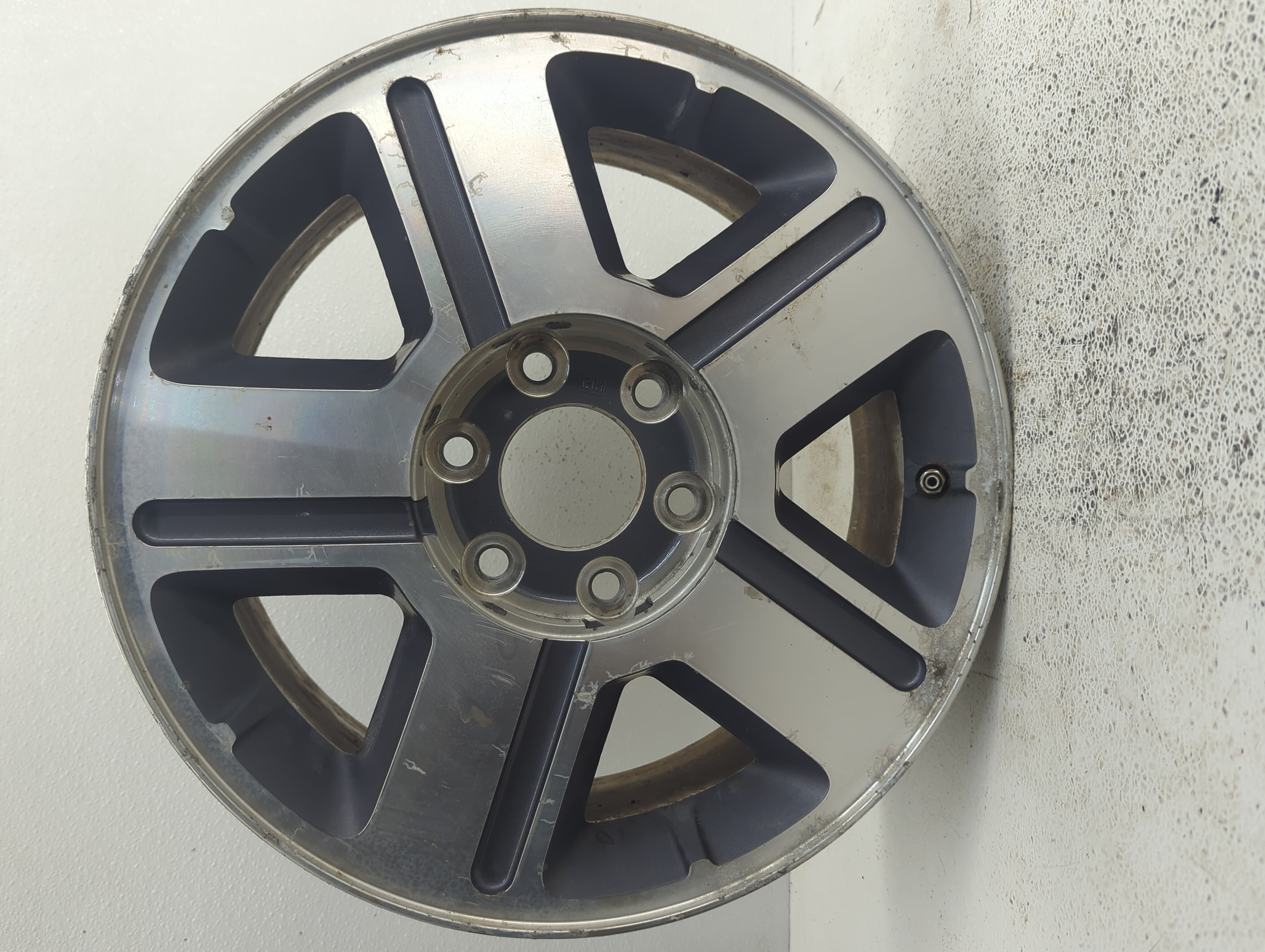 2004-2009 Chevrolet Trailblazer Wheel Rim Oem 1092333 - Oemusedautoparts1.com
