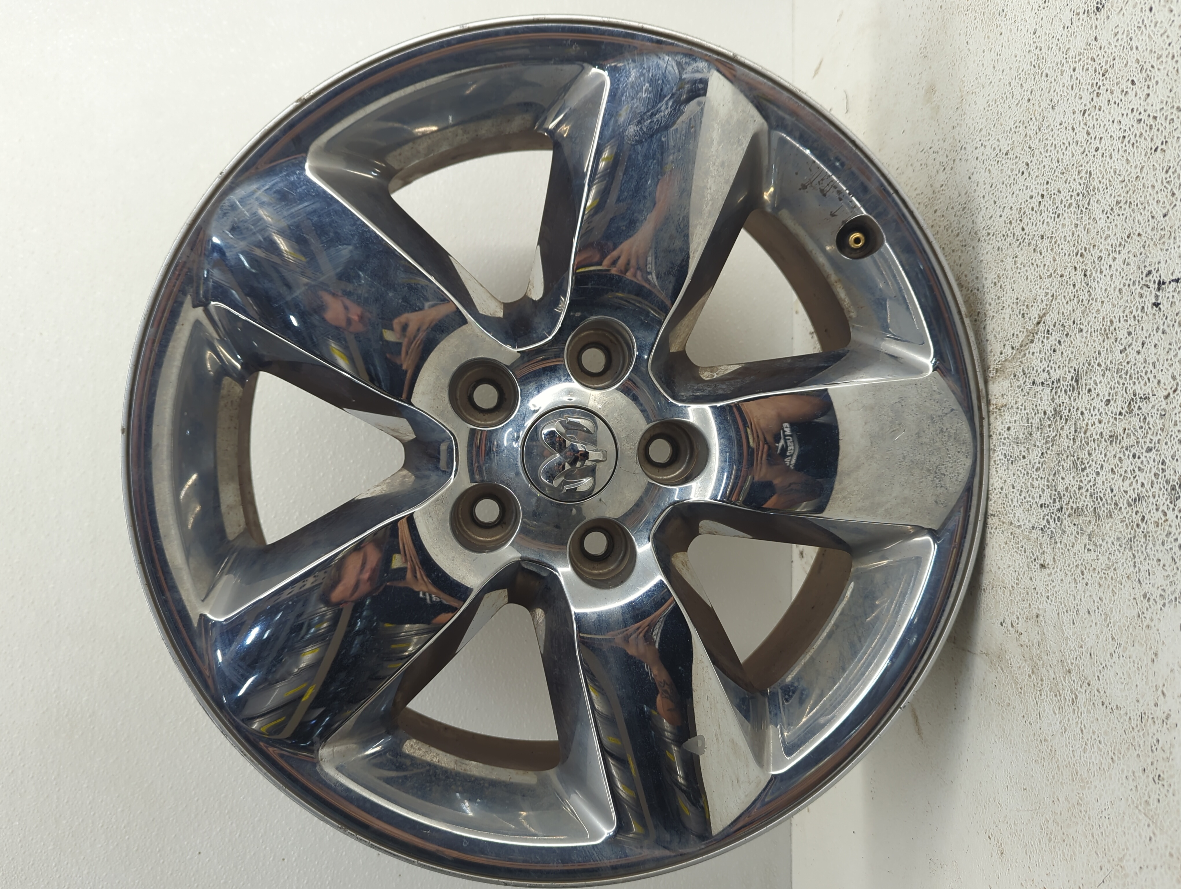 Dodge Ram 1500 Wheel Rim Oem 1092832 - Oemusedautoparts1.com
