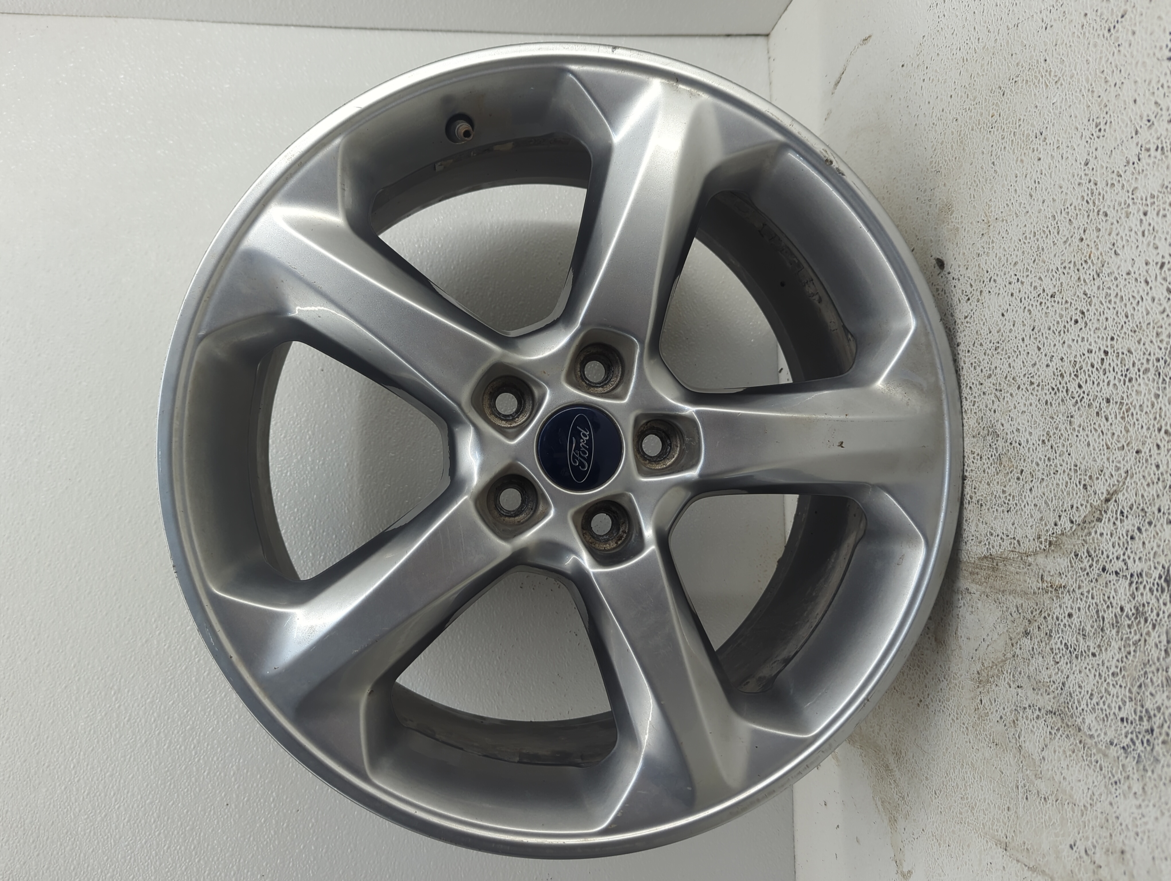 Picture of 2013-2016 Ford Fusion Wheel Rim Oem 1092845