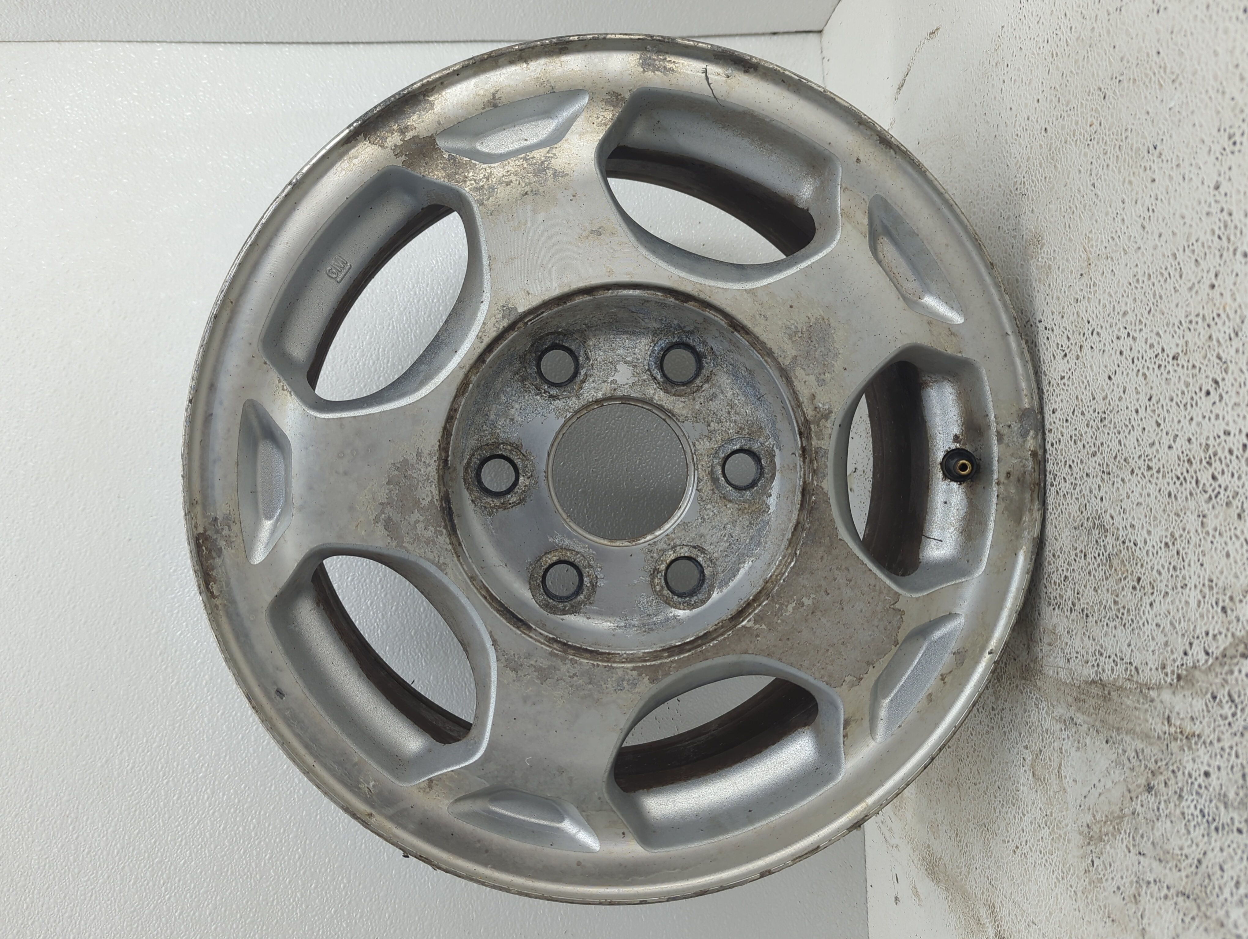 2003-2007 Chevrolet Silverado 1500 Wheel Rim Oem 1093137 - Oemusedautoparts1.com