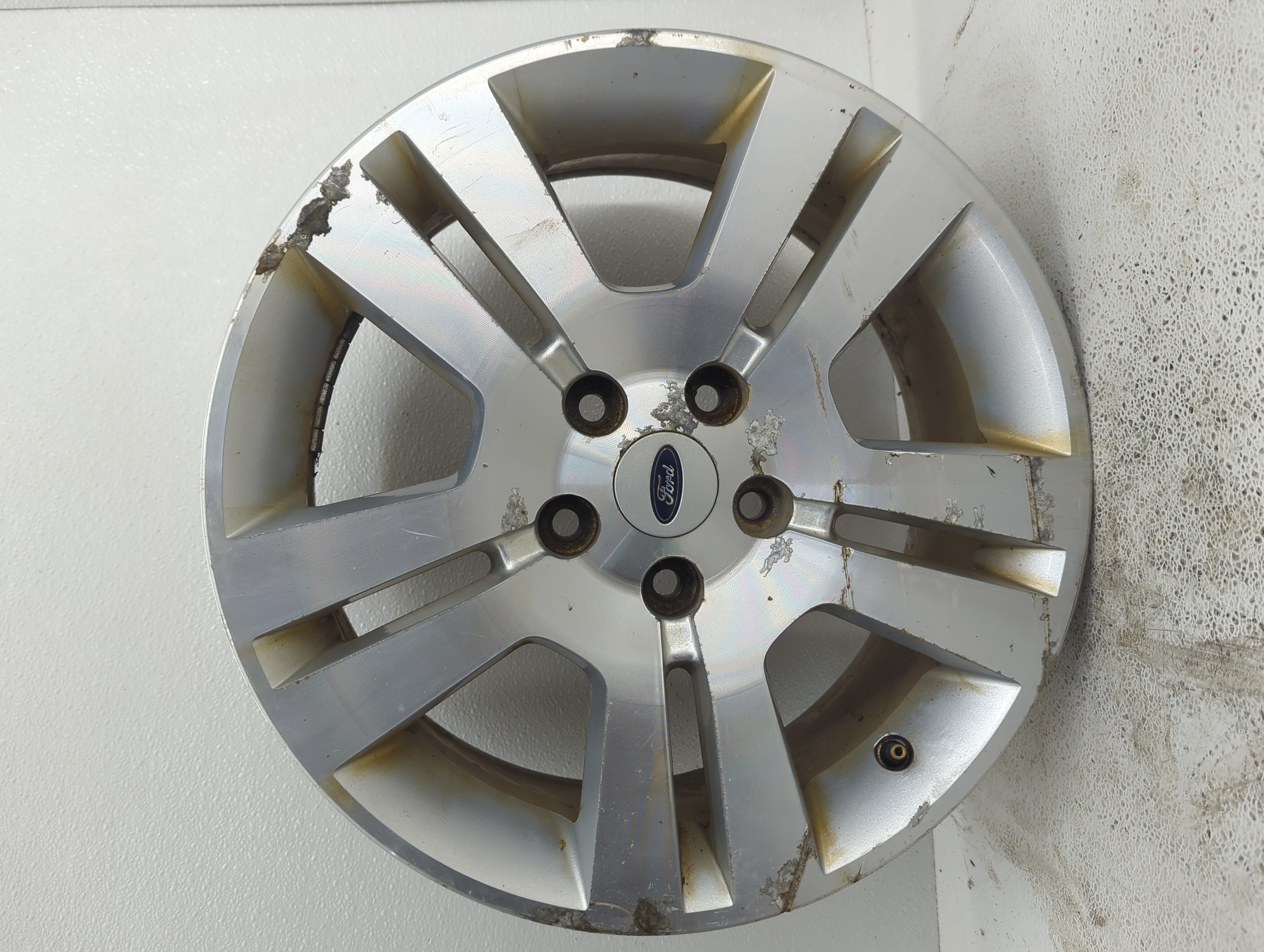 2006-2009 Ford Fusion Wheel Rim Oem 1093147 - Oemusedautoparts1.com