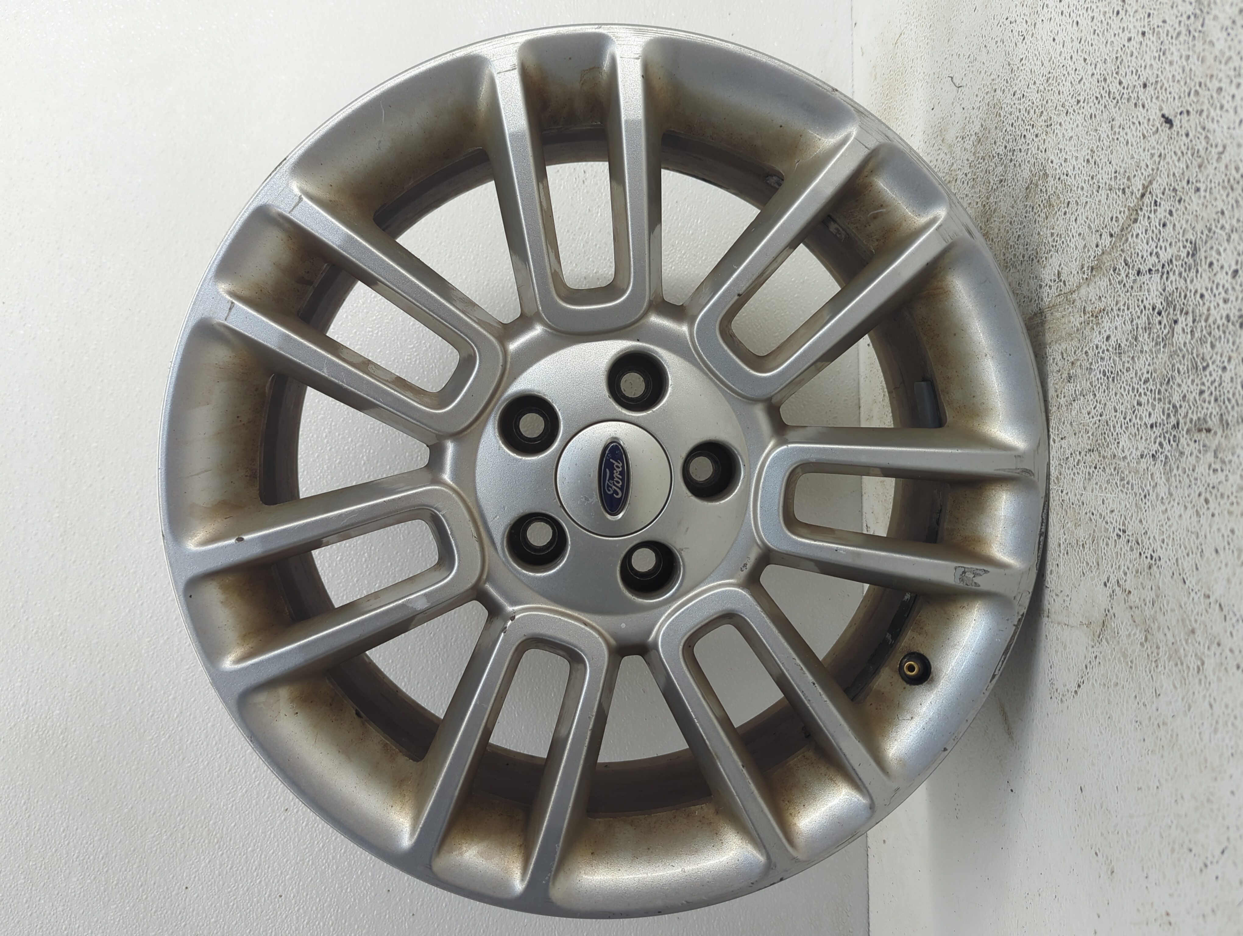 2013-2019 Ford Flex Wheel Rim Oem 1093667 - Oemusedautoparts1.com