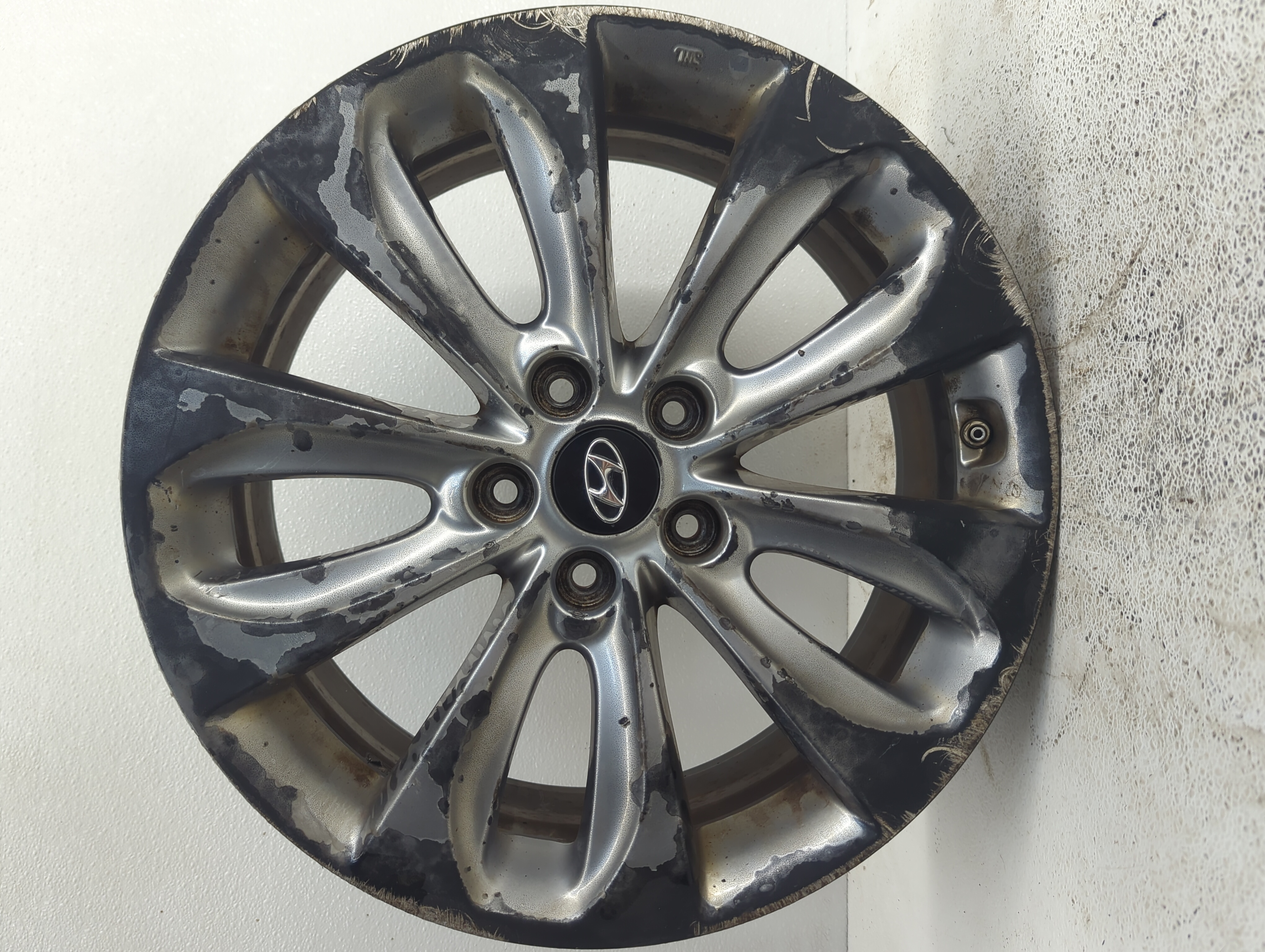 2011-2013 Hyundai Sonata Wheel Rim Oem 1093685 - Oemusedautoparts1.com