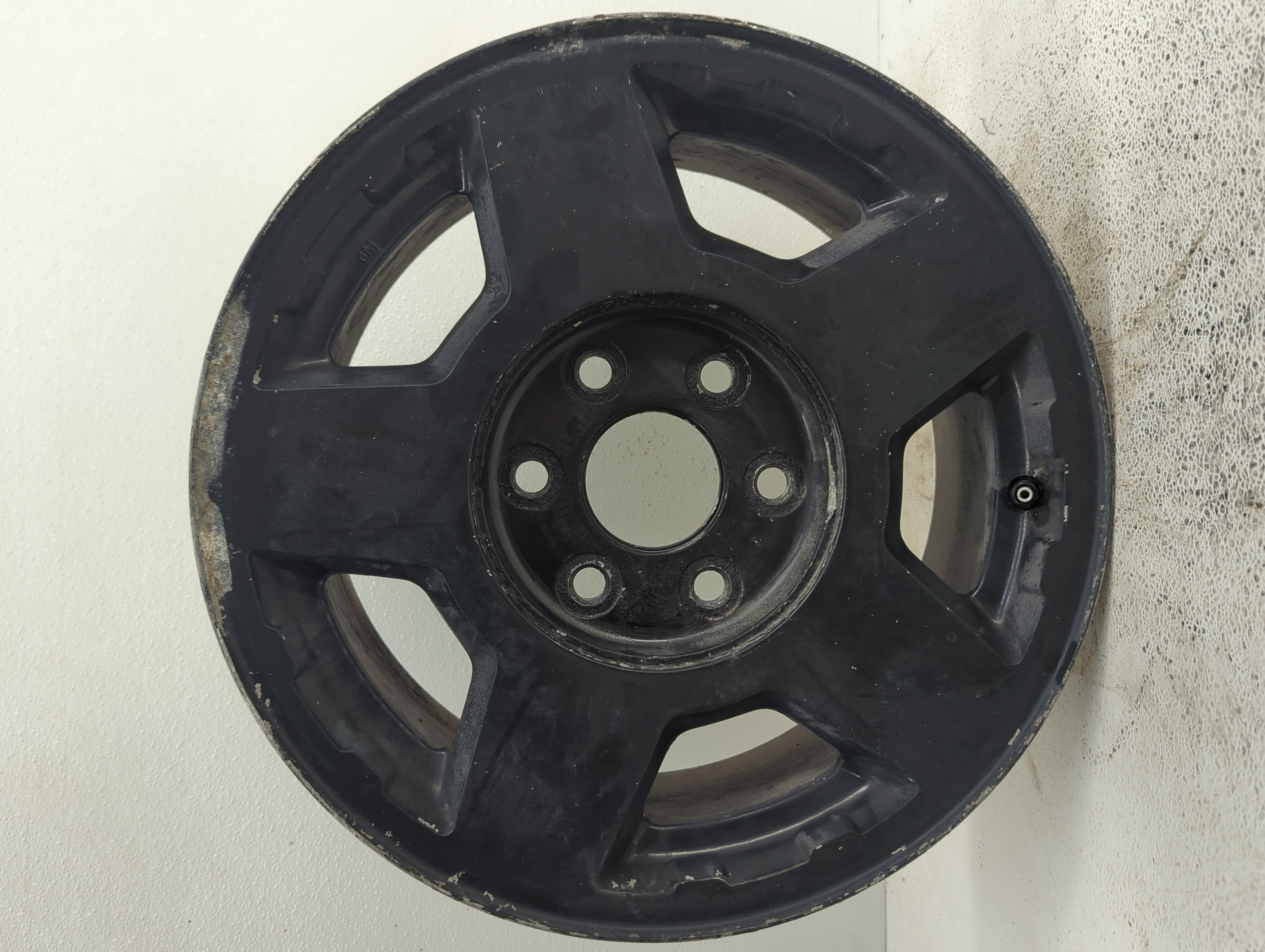 Chevrolet Silverado Wheel Rim Oem Black 1093695 - Oemusedautoparts1.com