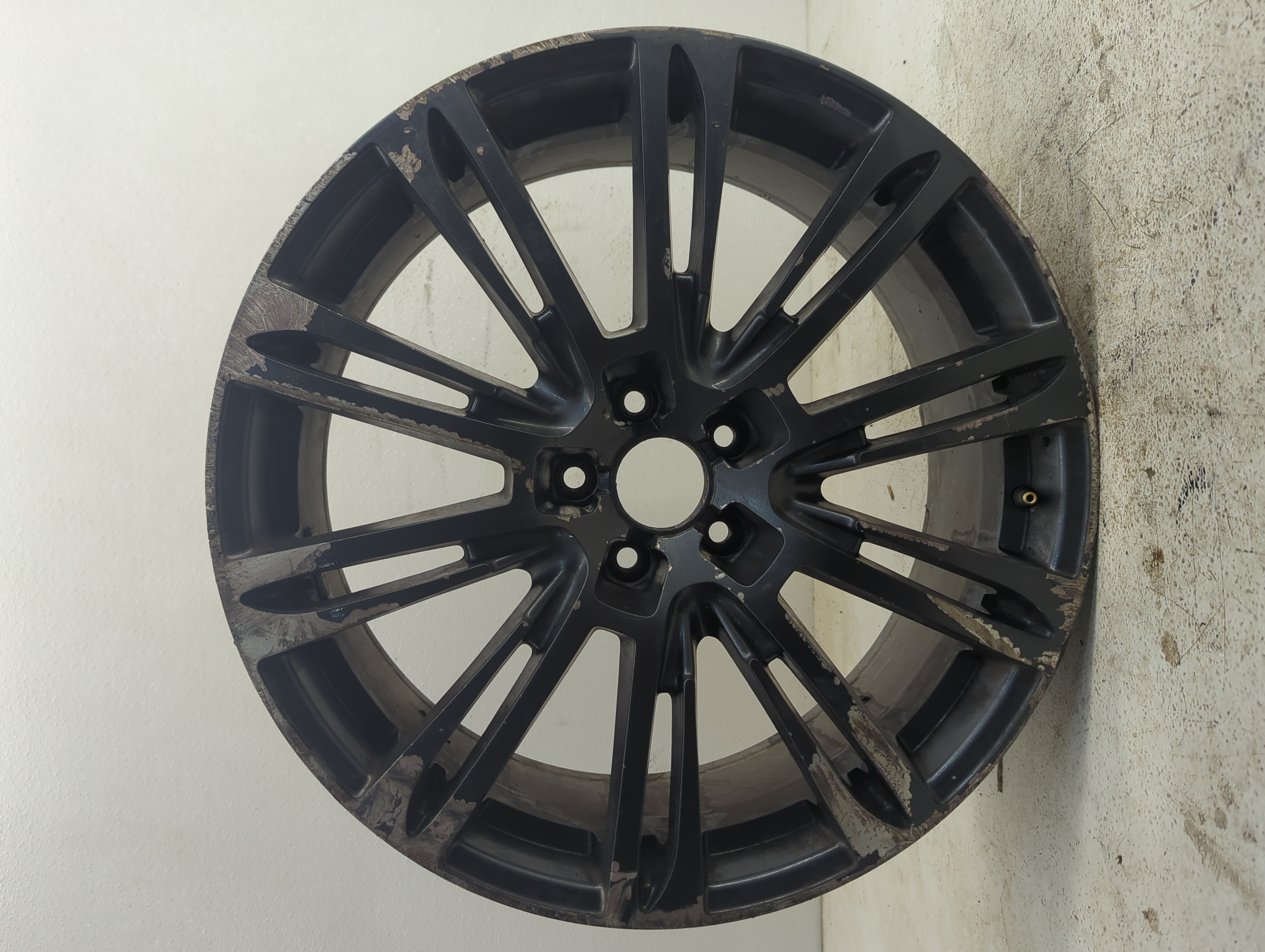 Picture of Audi Q5 Wheel Rim Oem 1093774