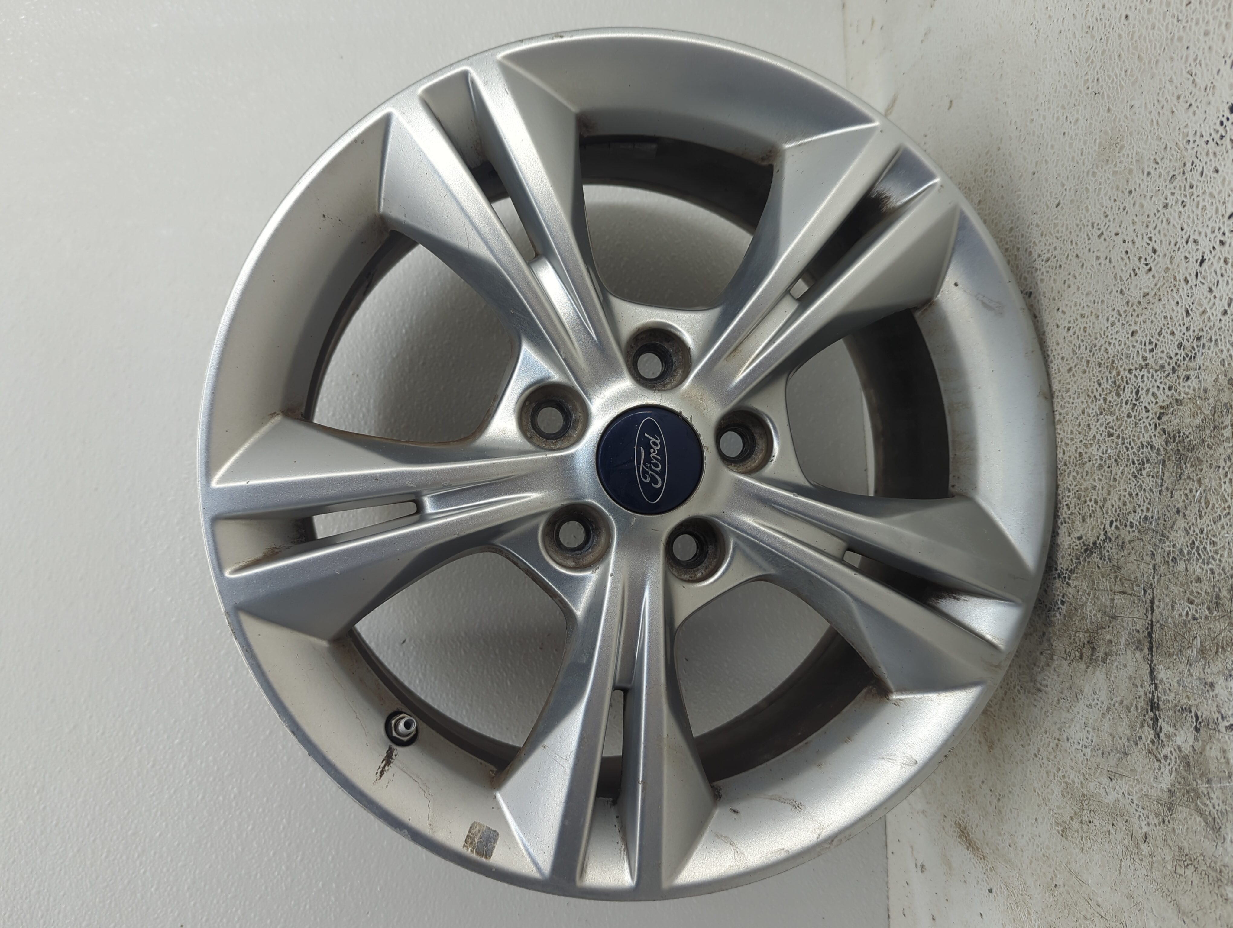 2012-2014 Ford Focus Wheel Rim Oem 1096401 - Oemusedautoparts1.com