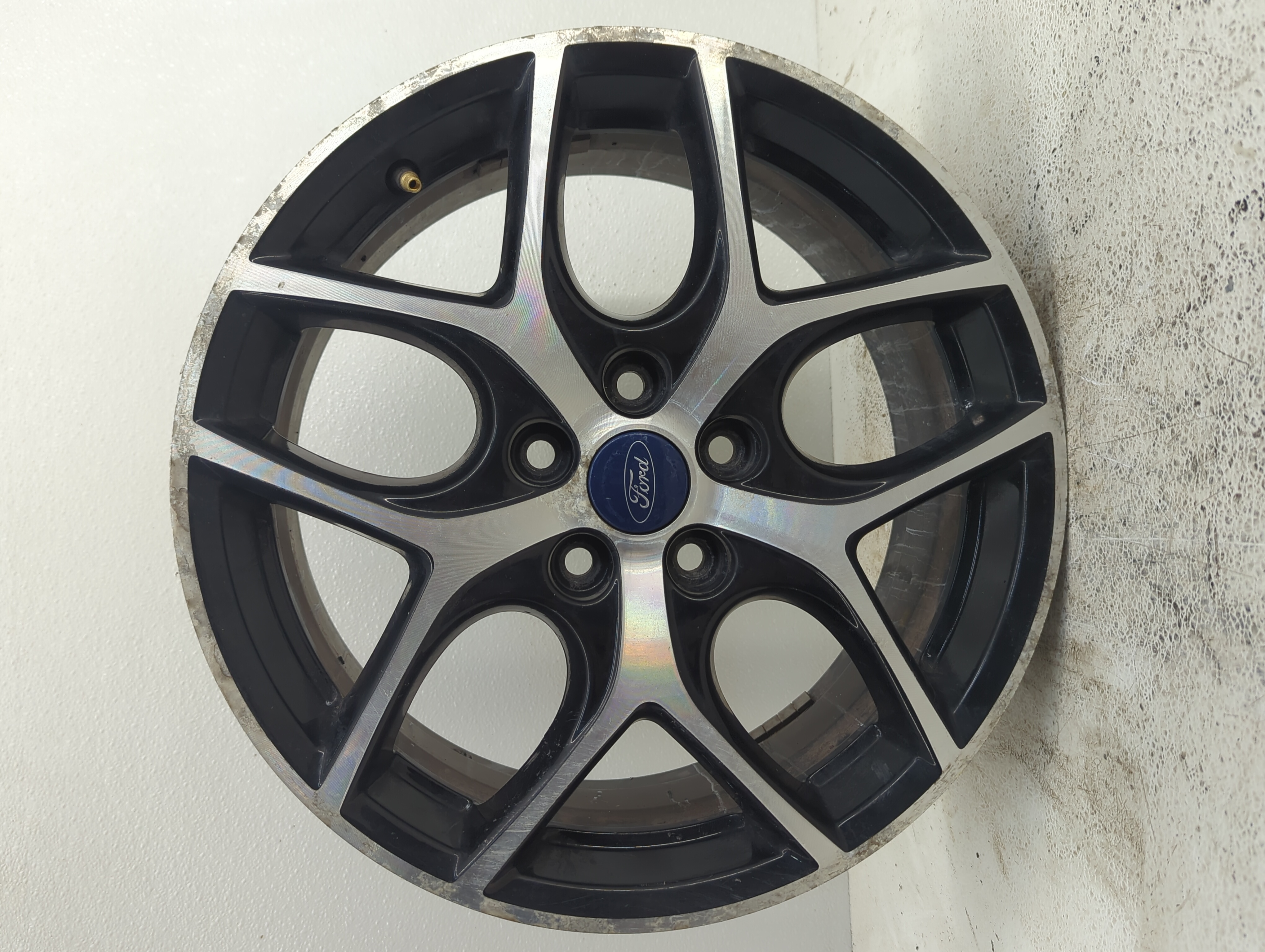 Picture of 2015-2018 Ford Focus Wheel Rim Oem 1096486