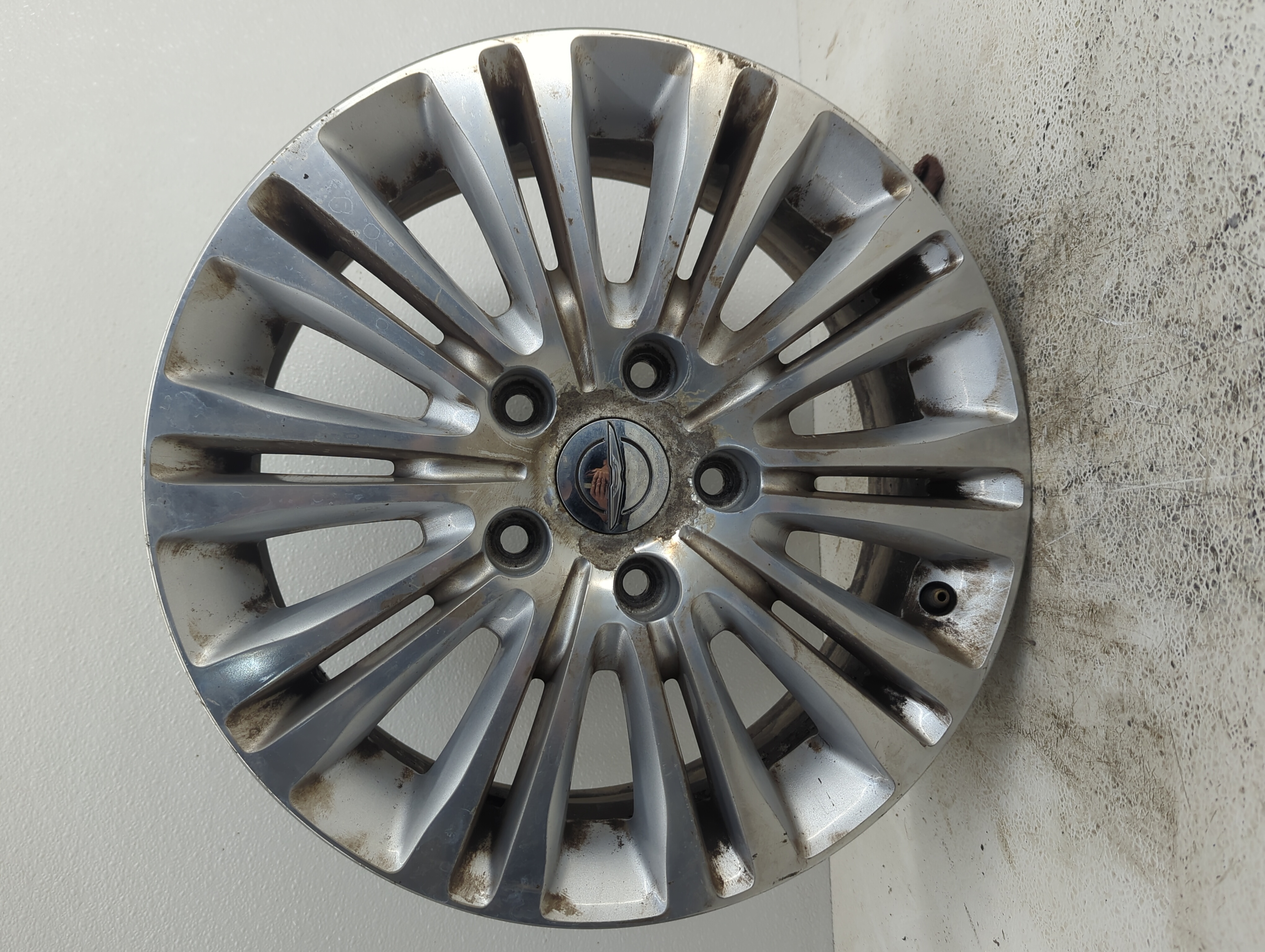 Picture of 2011-2016 Chrysler Town & Country Wheel Rim Oem 1096489