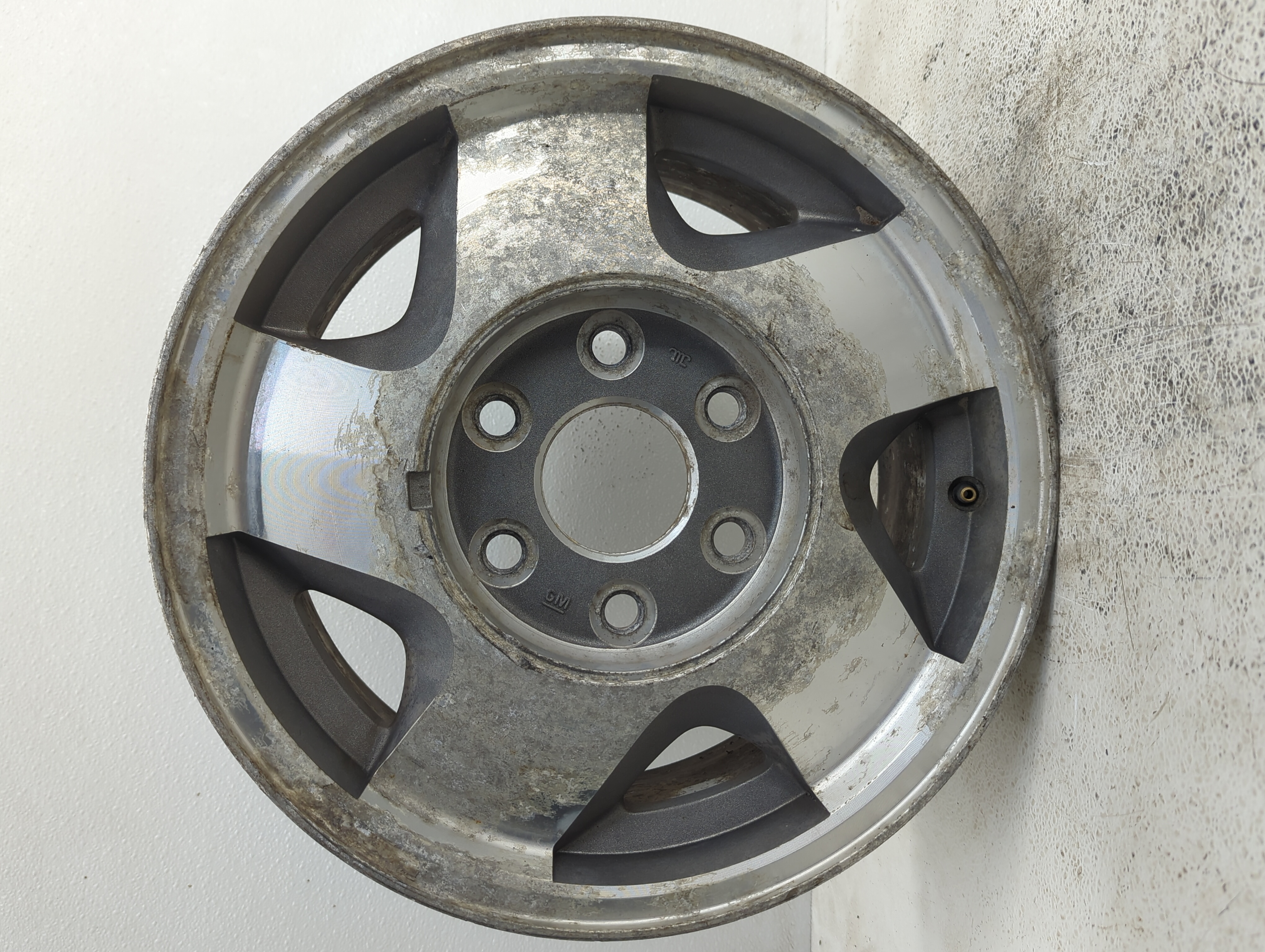 1995-1999 Chevrolet Tahoe Wheel Rim Oem 1099745 - Oemusedautoparts1.com
