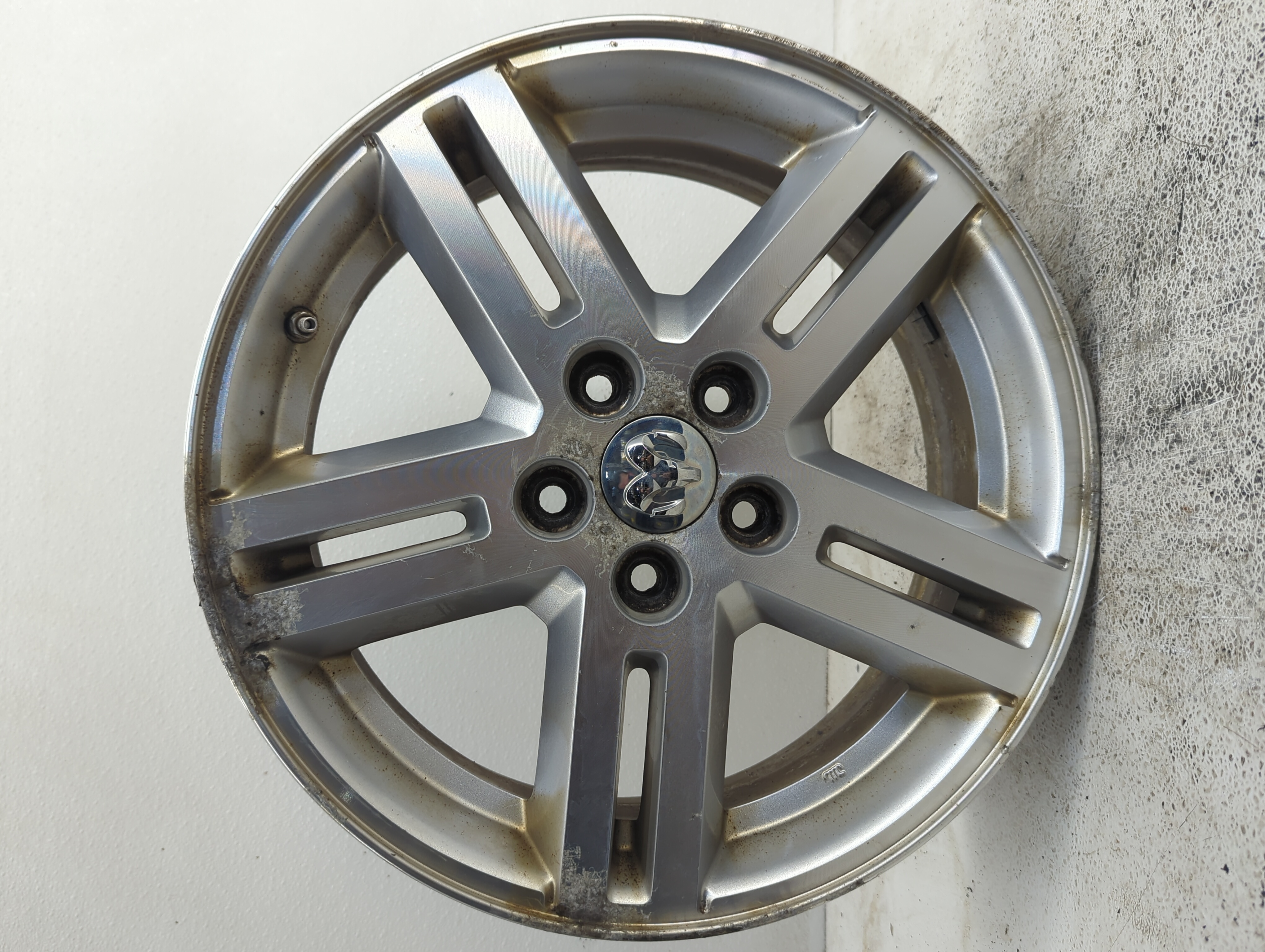 Picture of 2008-2010 Dodge Avenger Wheel Rim Oem 1104011