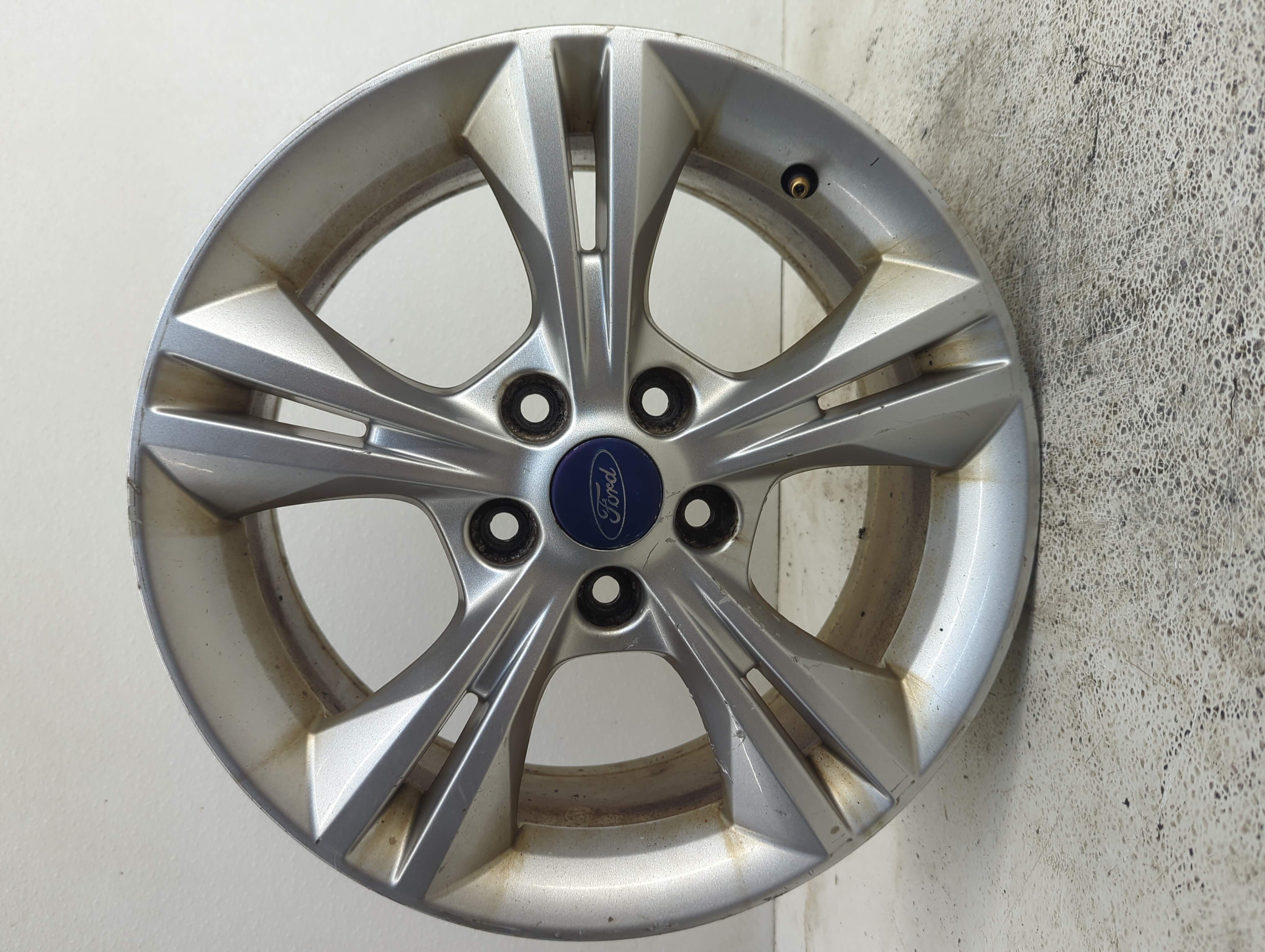 Picture of 2012-2018 Ford Focus Wheel Rim Oem 1104035