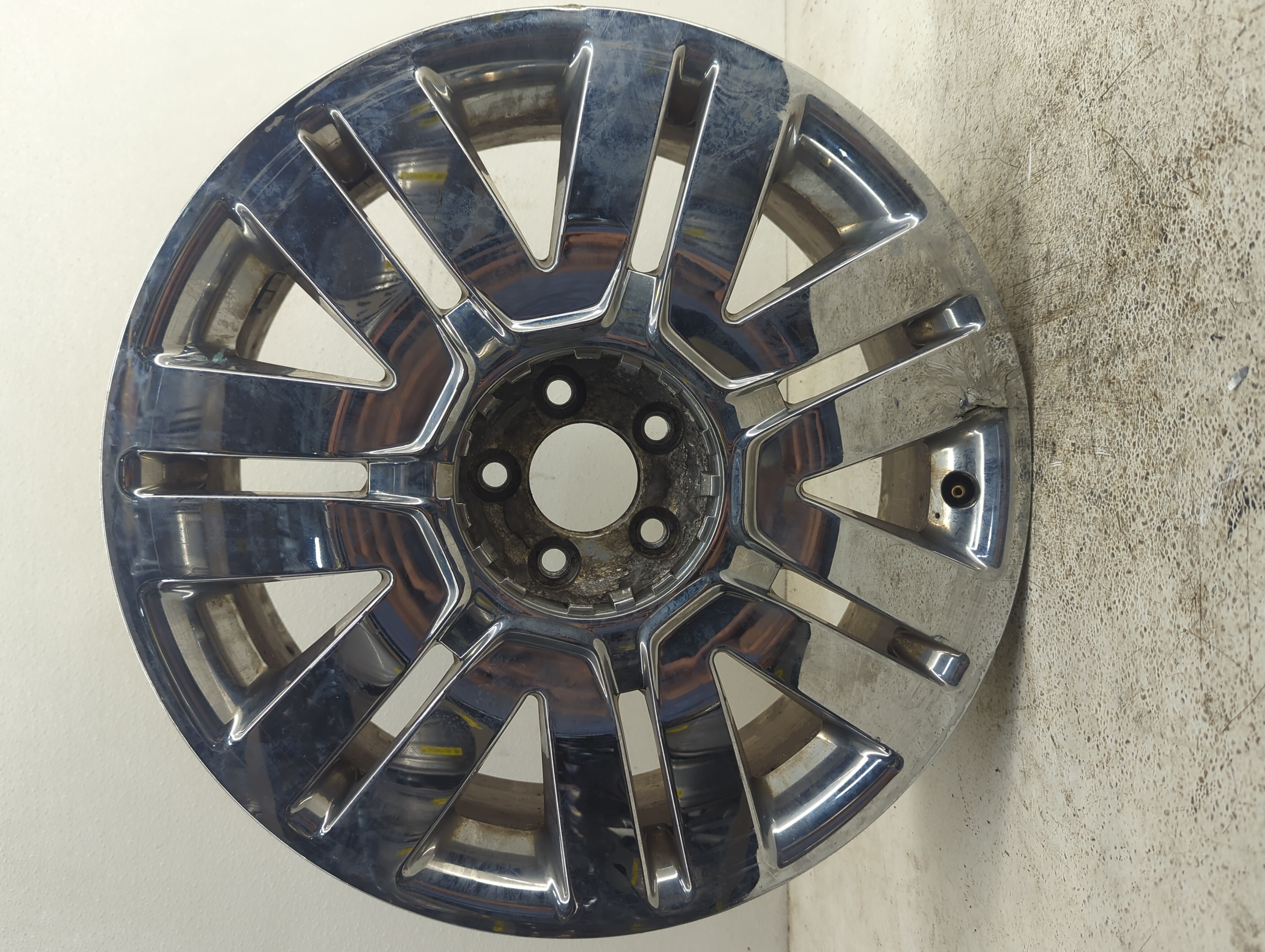 2008-2010 Ford Edge Wheel Rim Oem 1104420 - Oemusedautoparts1.com