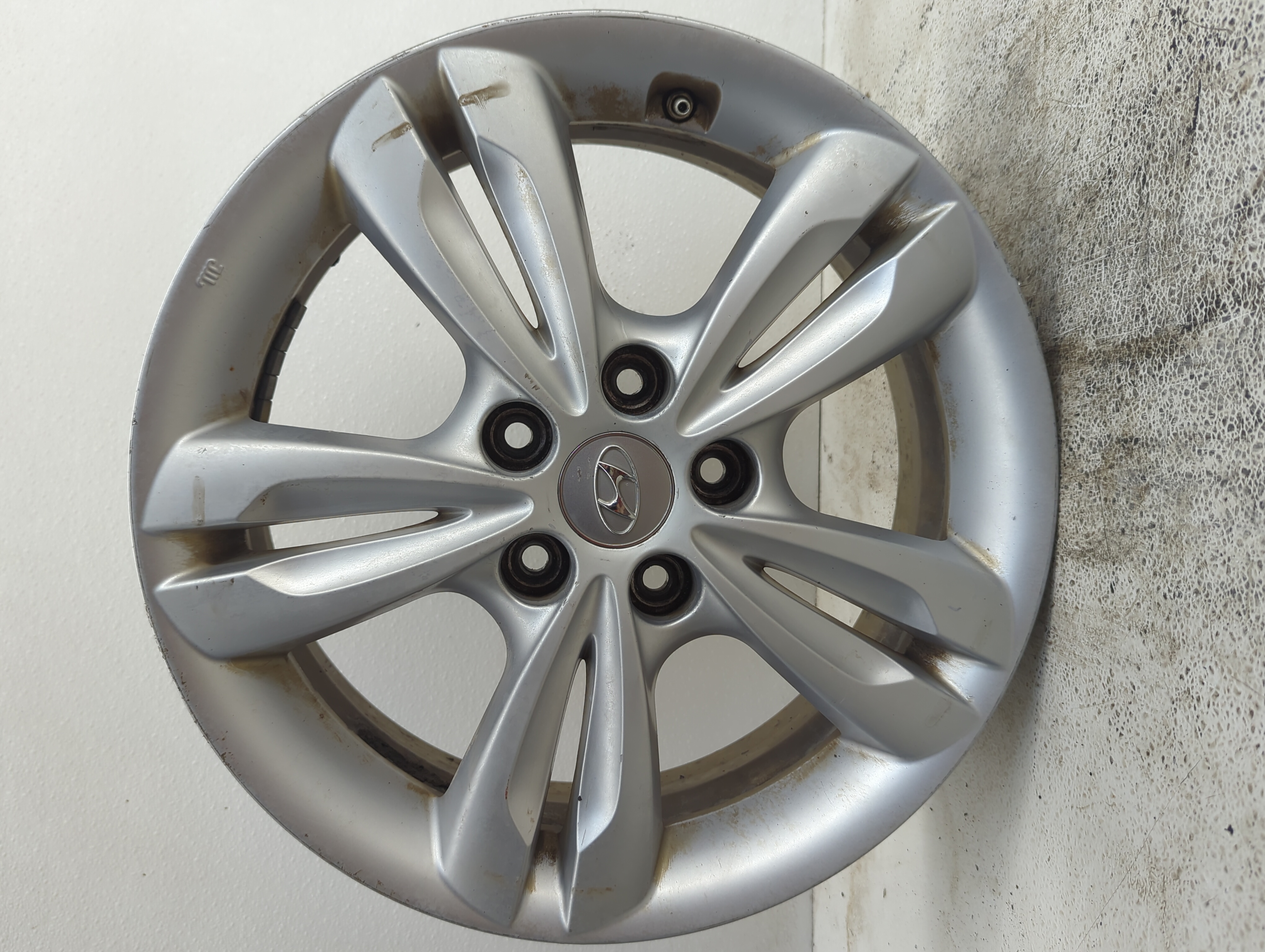 2010-2016 Hyundai Tucson Wheel Rim Oem 1104869 - Oemusedautoparts1.com