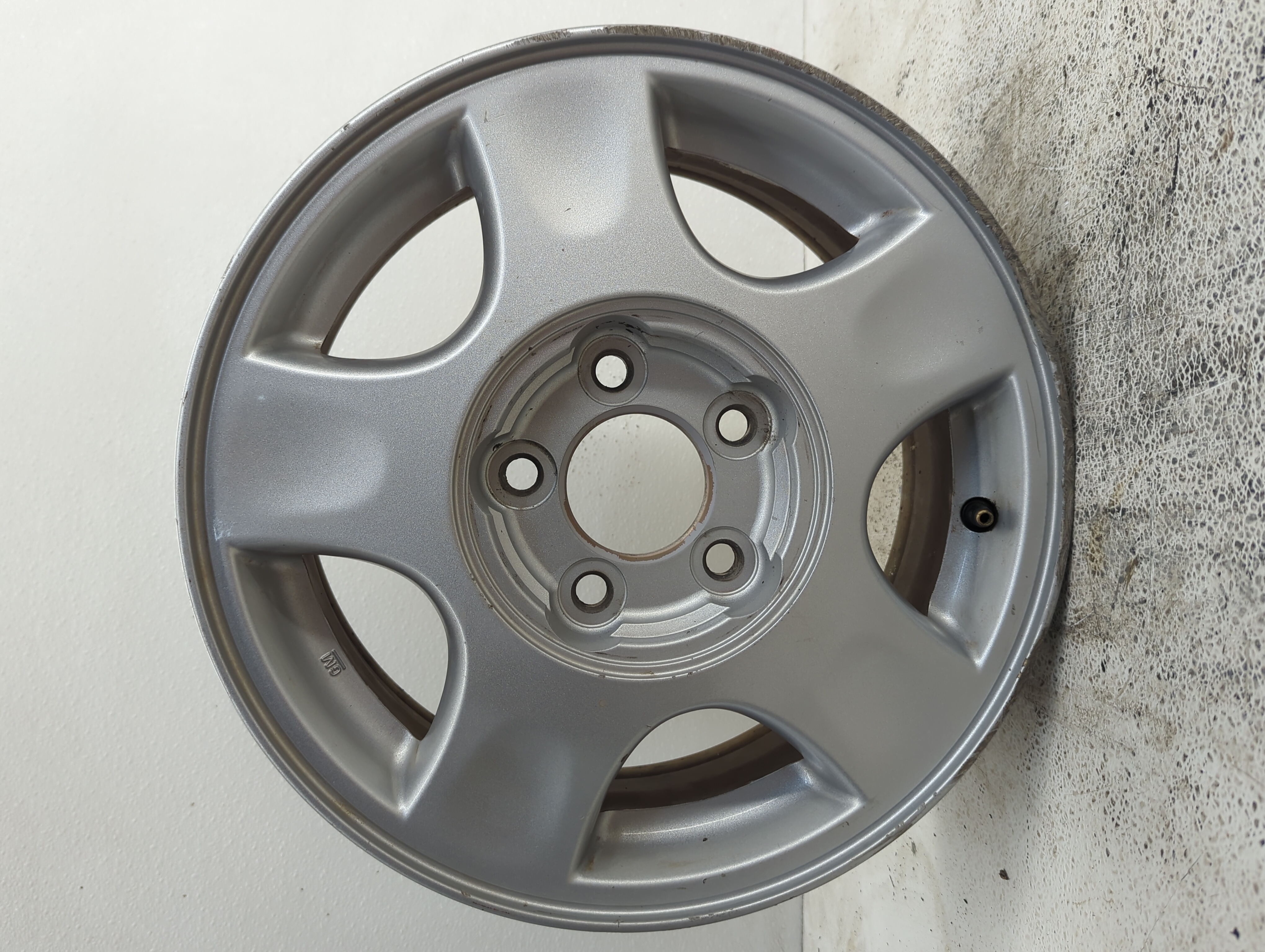 Picture of 2000-2002 Chevrolet Malibu Wheel Rim Oem 1104881