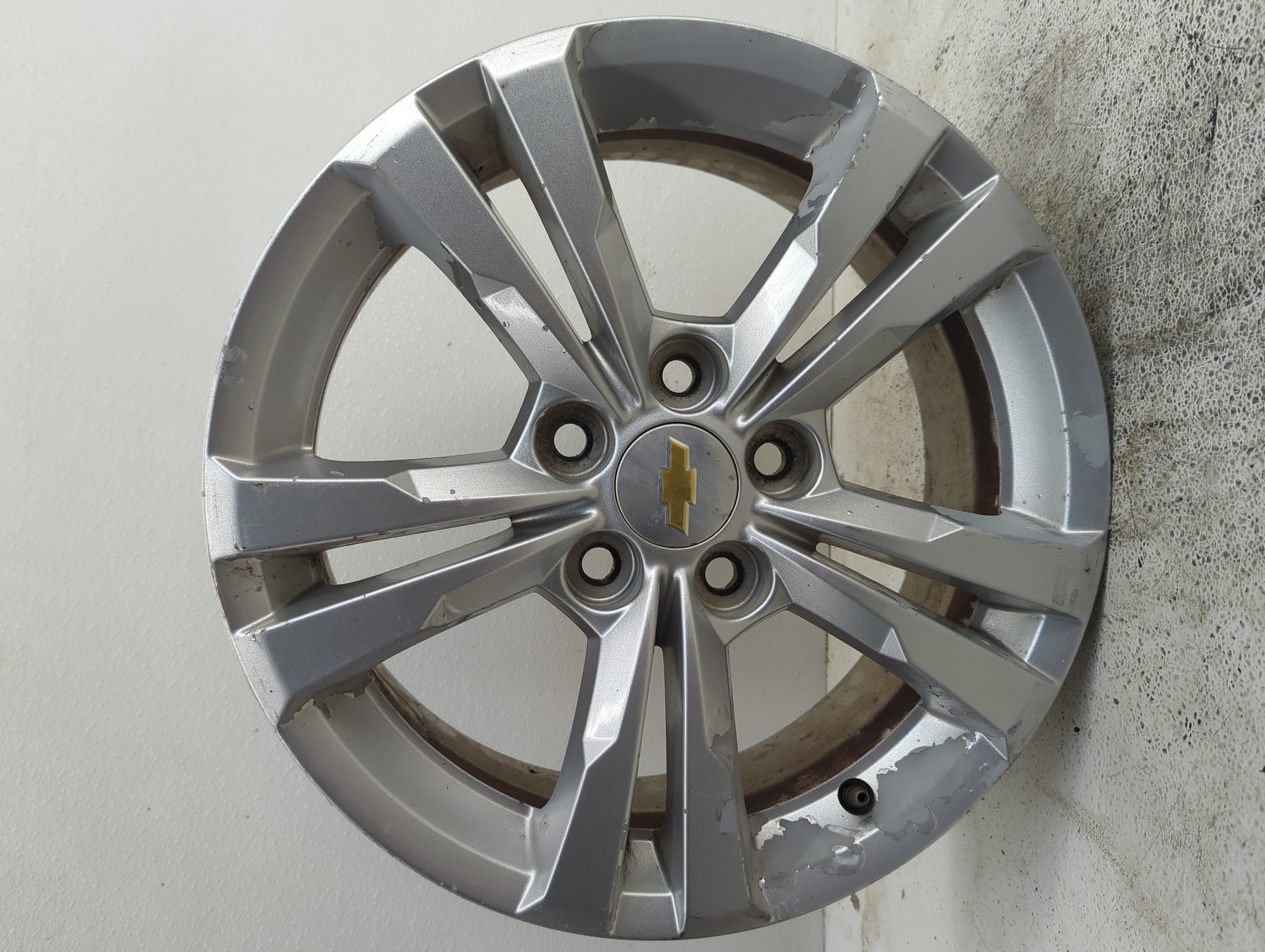 2020-2021 Chevrolet Equinox Wheel Rim Oem 1104935 - Oemusedautoparts1.com