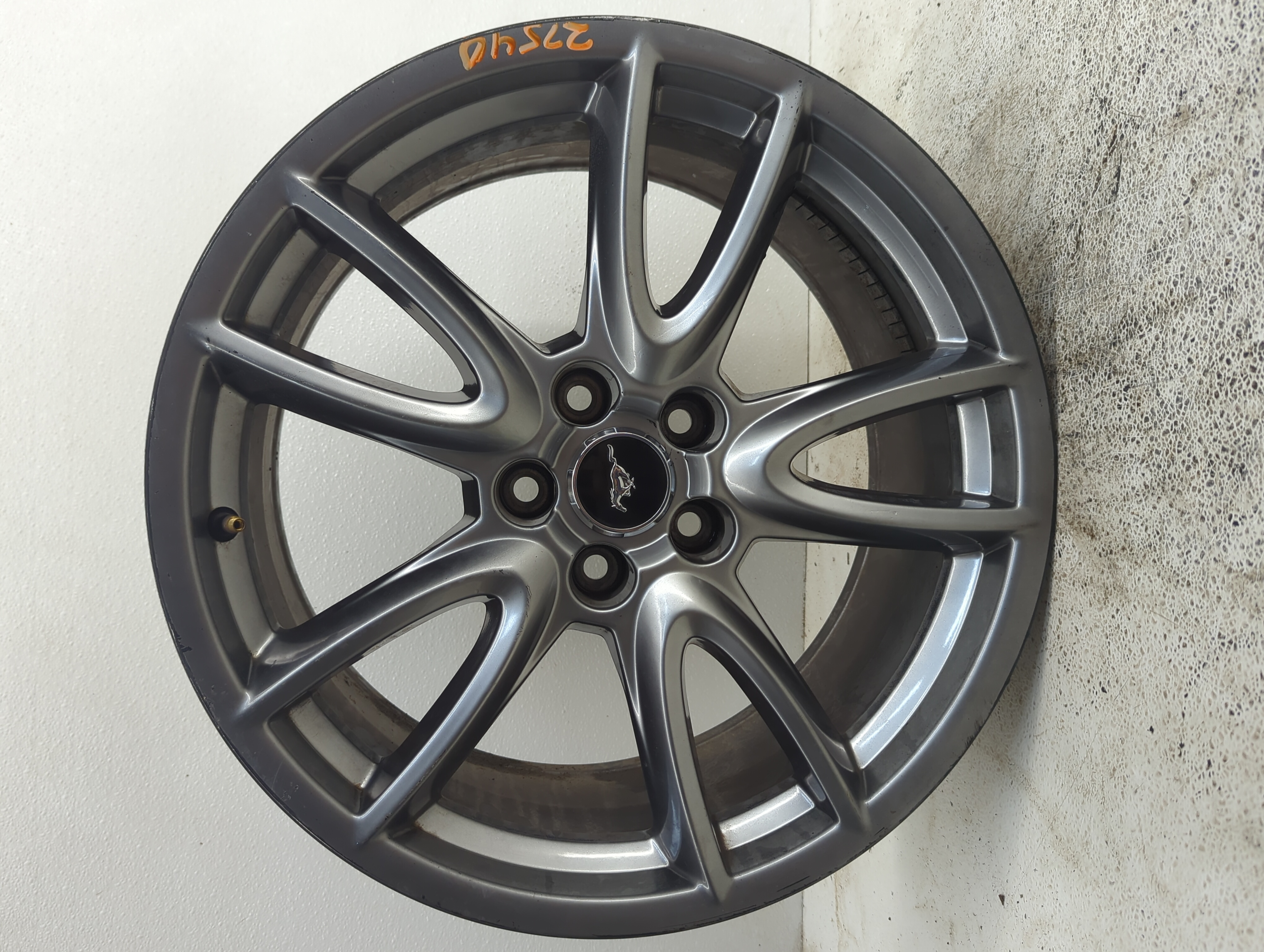 2011-2014 Ford Mustang Oem Wheel Rim 1105375 - Oemusedautoparts1.com
