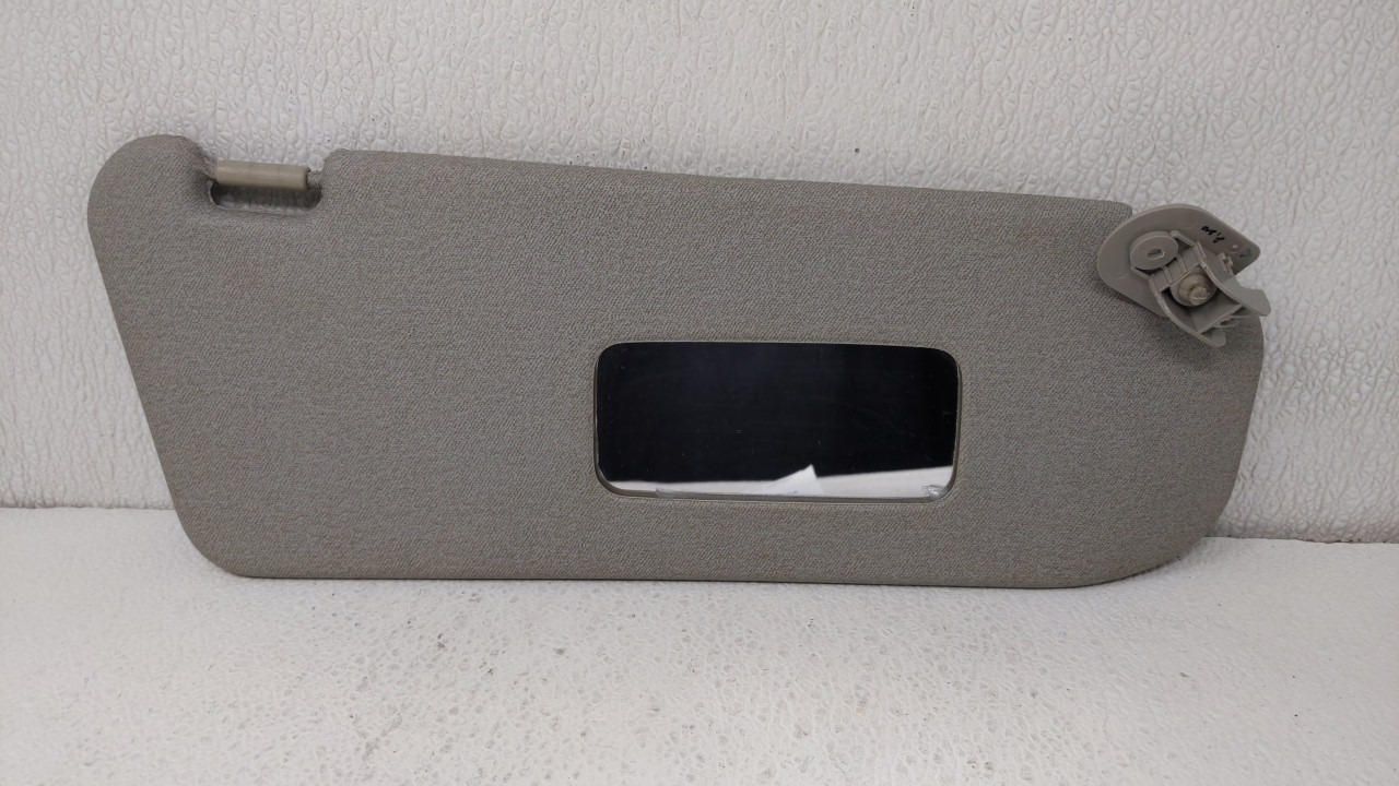 2006-2011 Chevrolet Aveo Passenger Sun Visor Mirror Right Sunvisor 110713 - Oemusedautoparts1.com