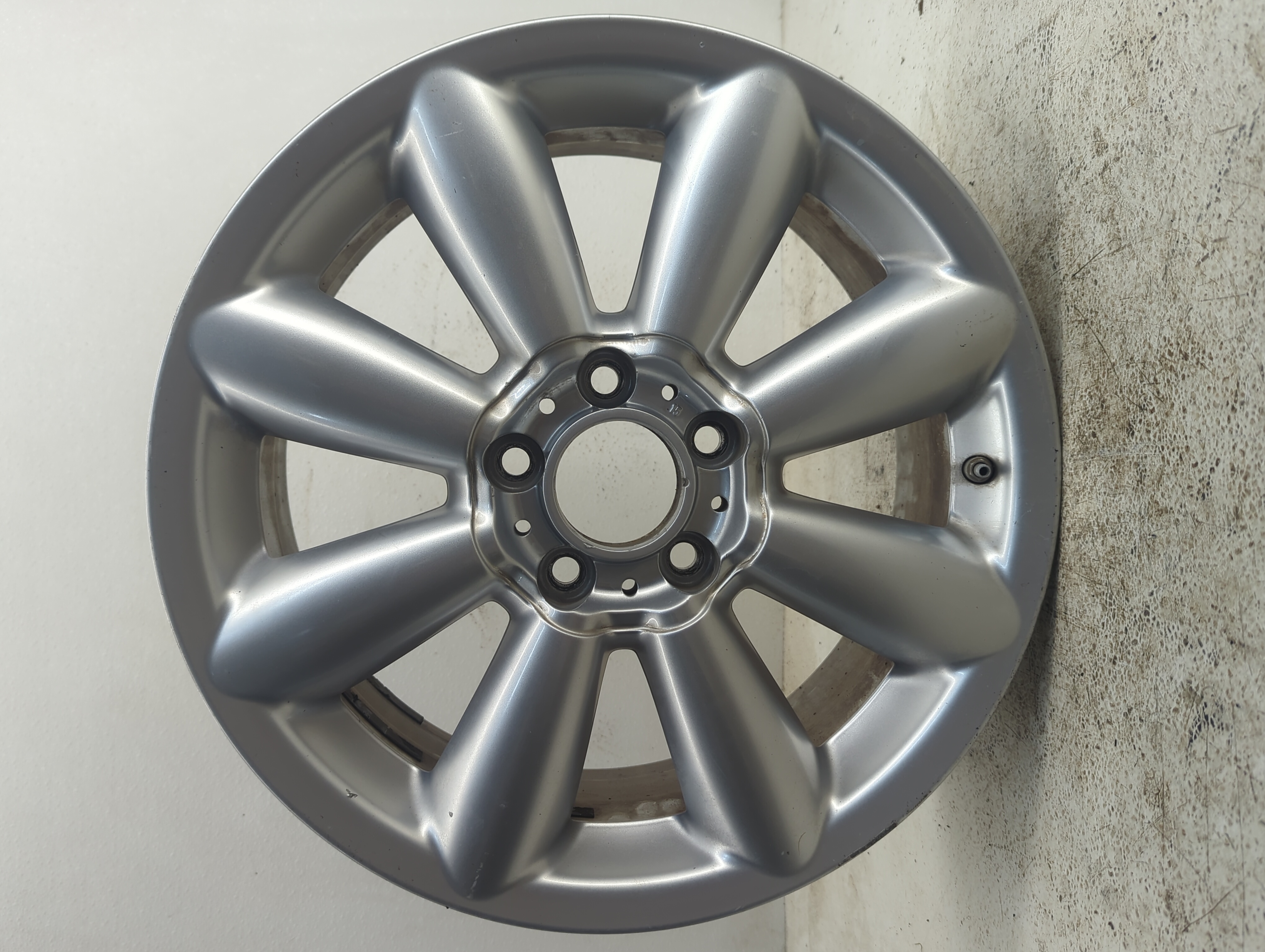 Picture of 2013-2016 Mini Cooper Paceman Wheel Rim Oem 1107452