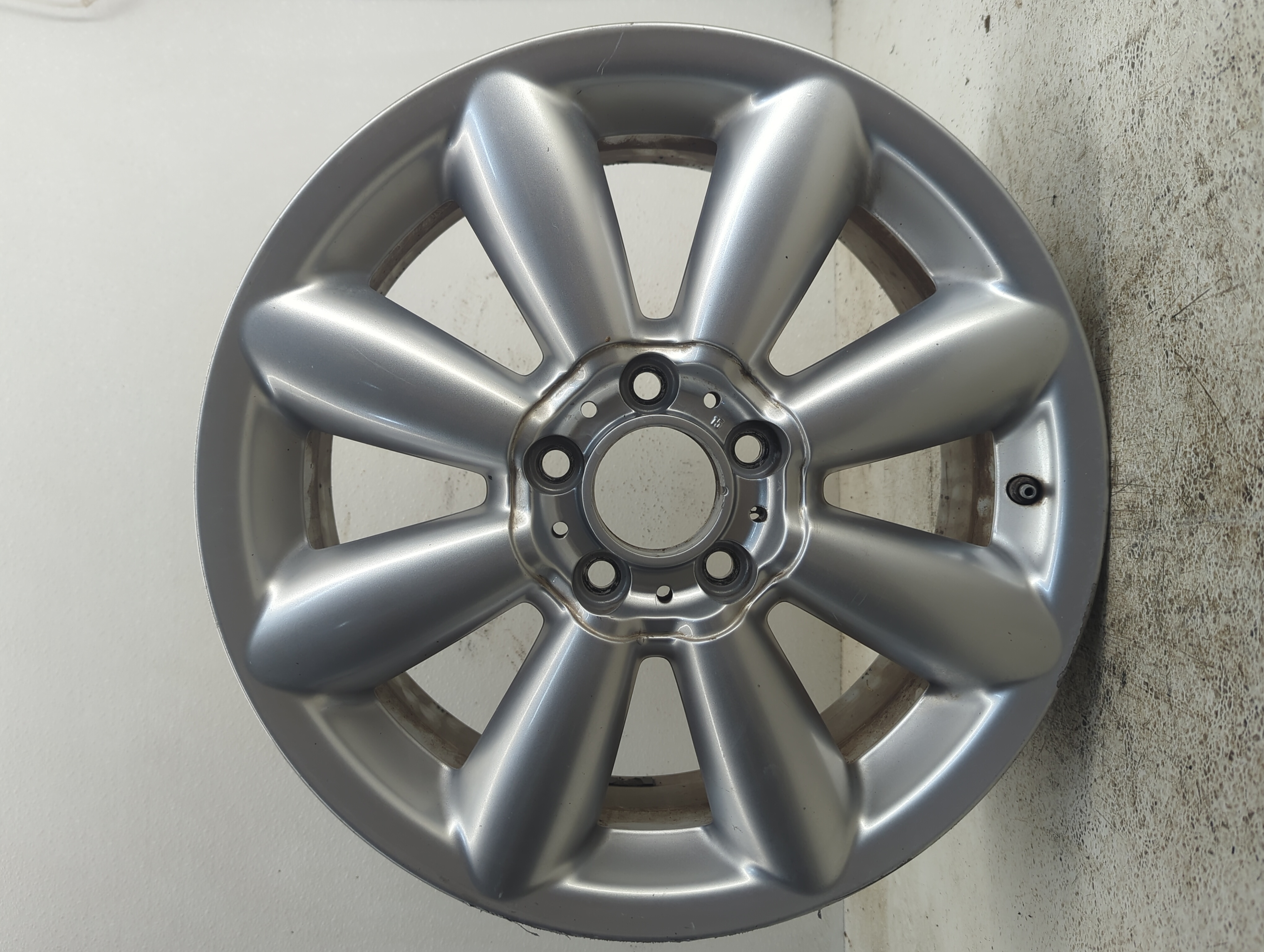 Picture of 2013-2016 Mini Cooper Paceman Wheel Rim Oem 1107453