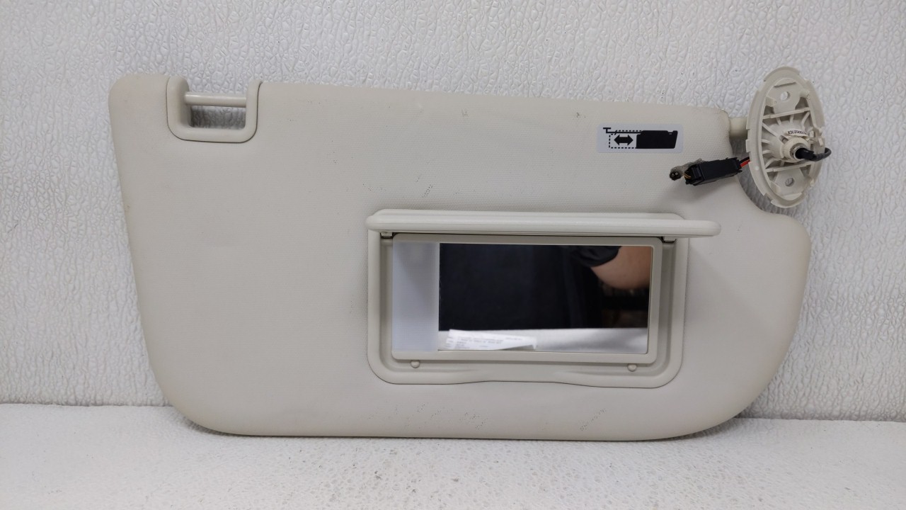 2013-2019 Ford Escape Passenger Sun Visor Mirror Right Sunvisor Ivory 110760 - Oemusedautoparts1.com