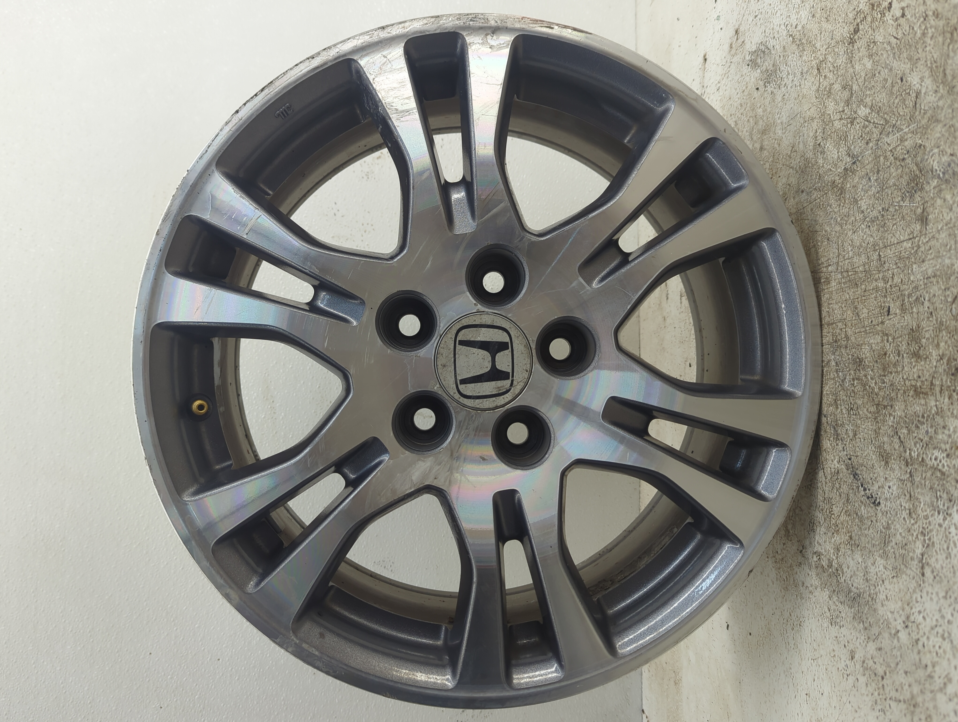 2011-2013 Honda Odyssey Wheel Rim Oem 1108014 - Oemusedautoparts1.com