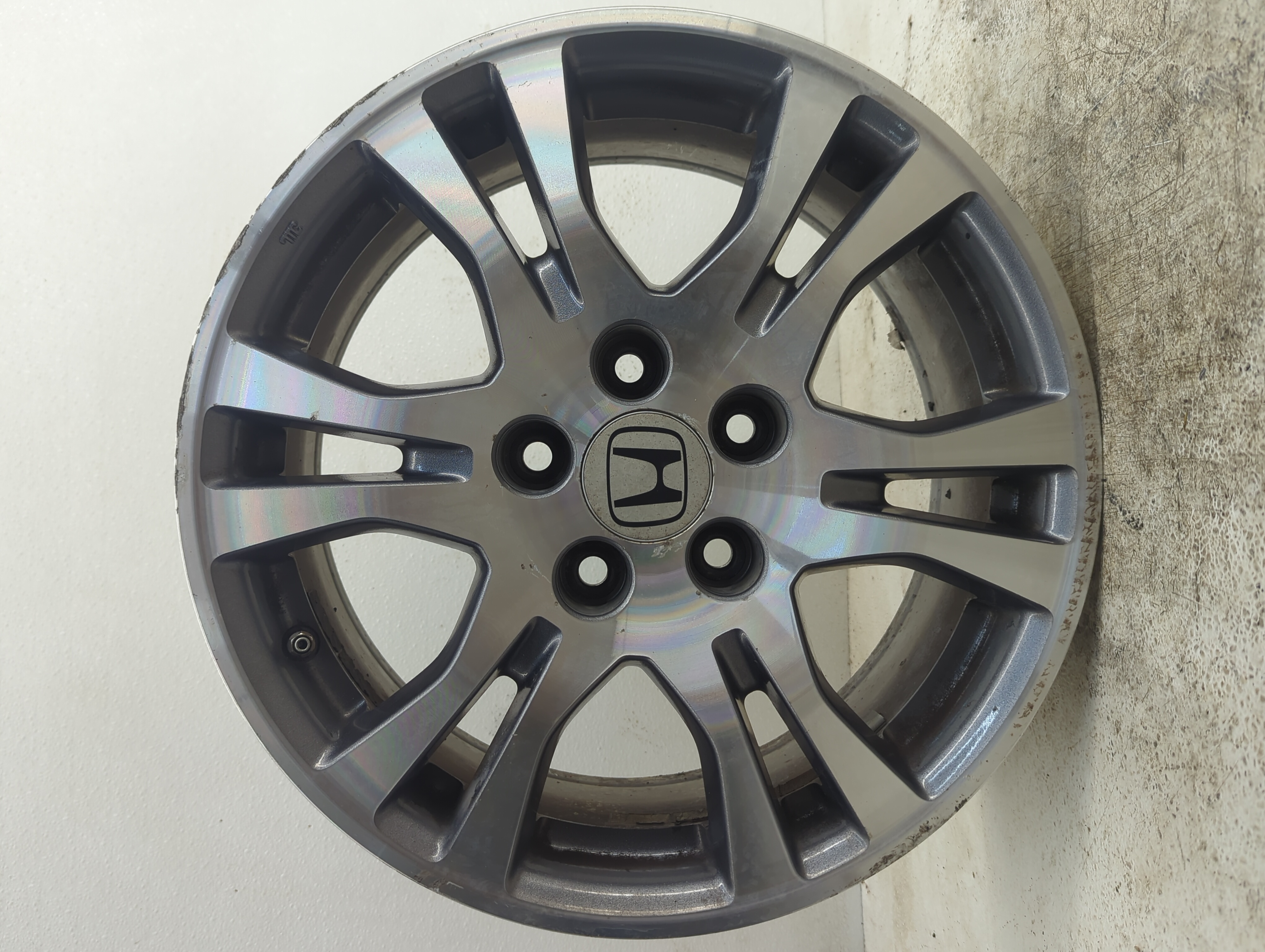 2011-2013 Honda Odyssey Wheel Rim Oem 1108015 - Oemusedautoparts1.com