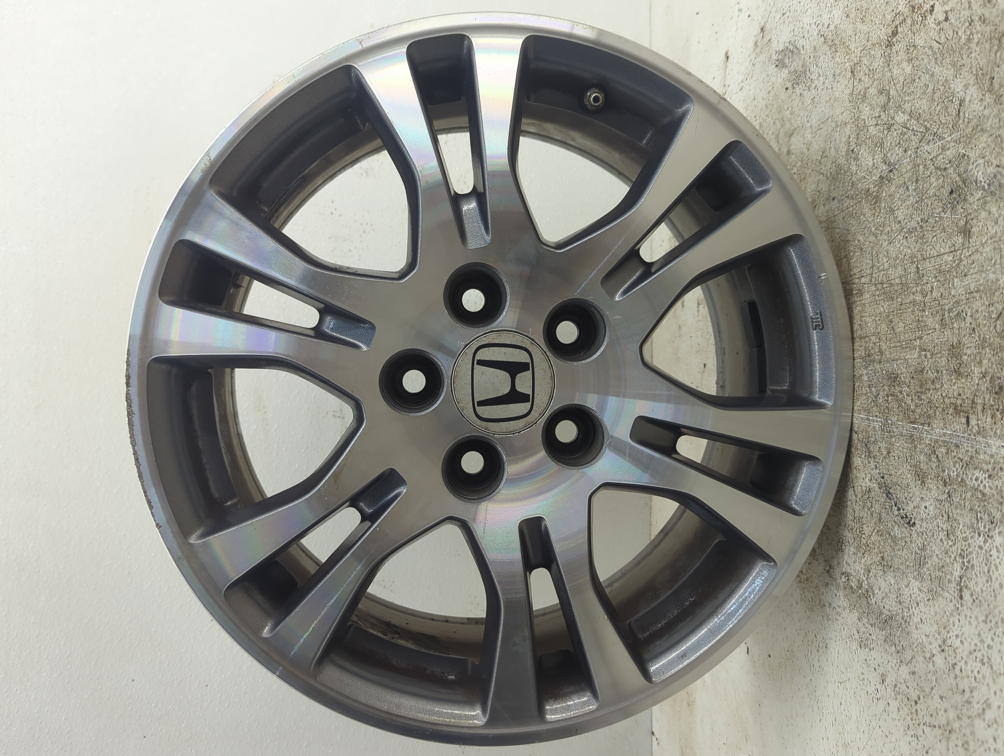 2011-2013 Honda Odyssey Wheel Rim Oem 1108016 - Oemusedautoparts1.com