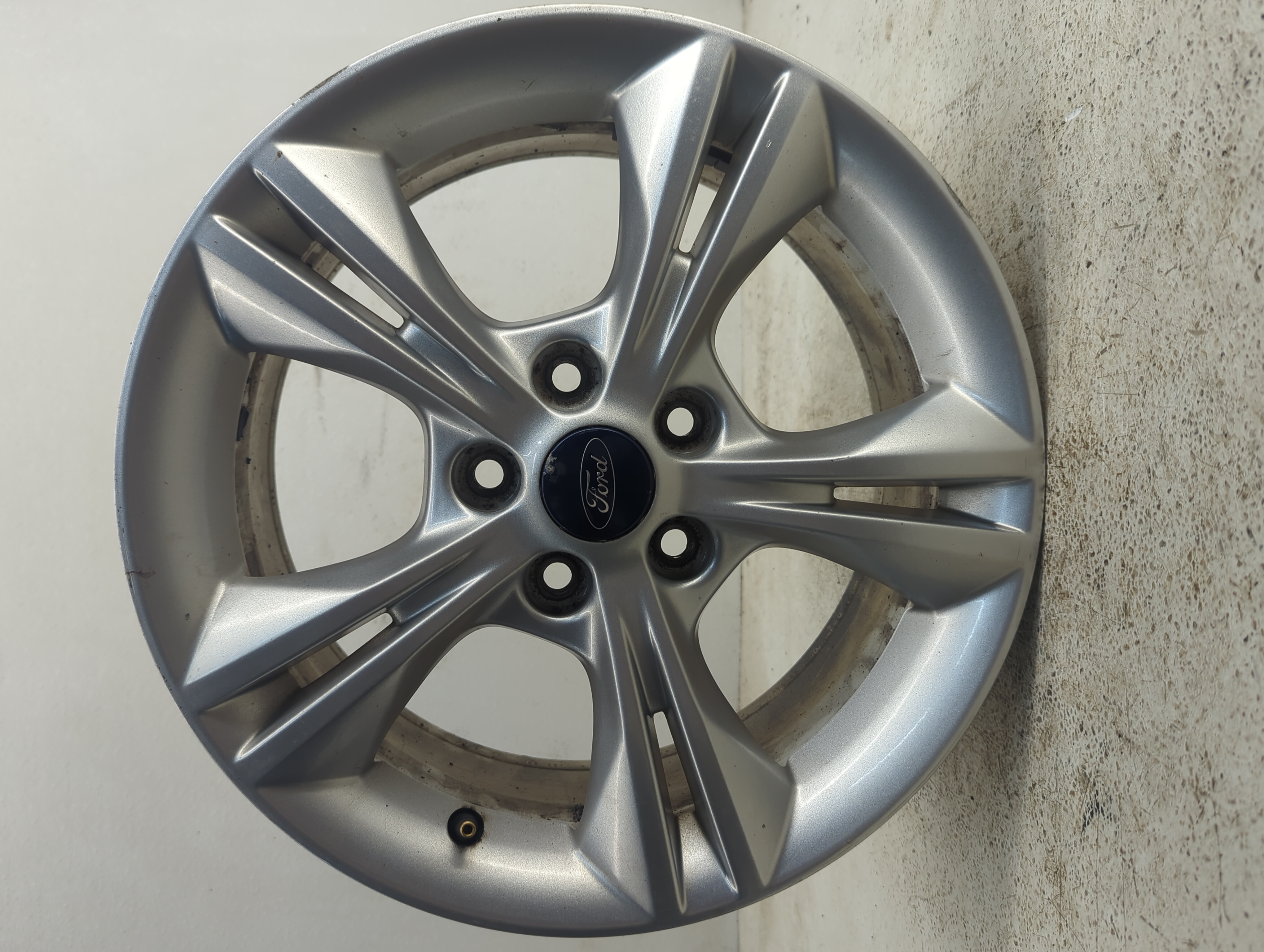2012-2014 Ford Focus Wheel Rim Oem 1111603 - Oemusedautoparts1.com