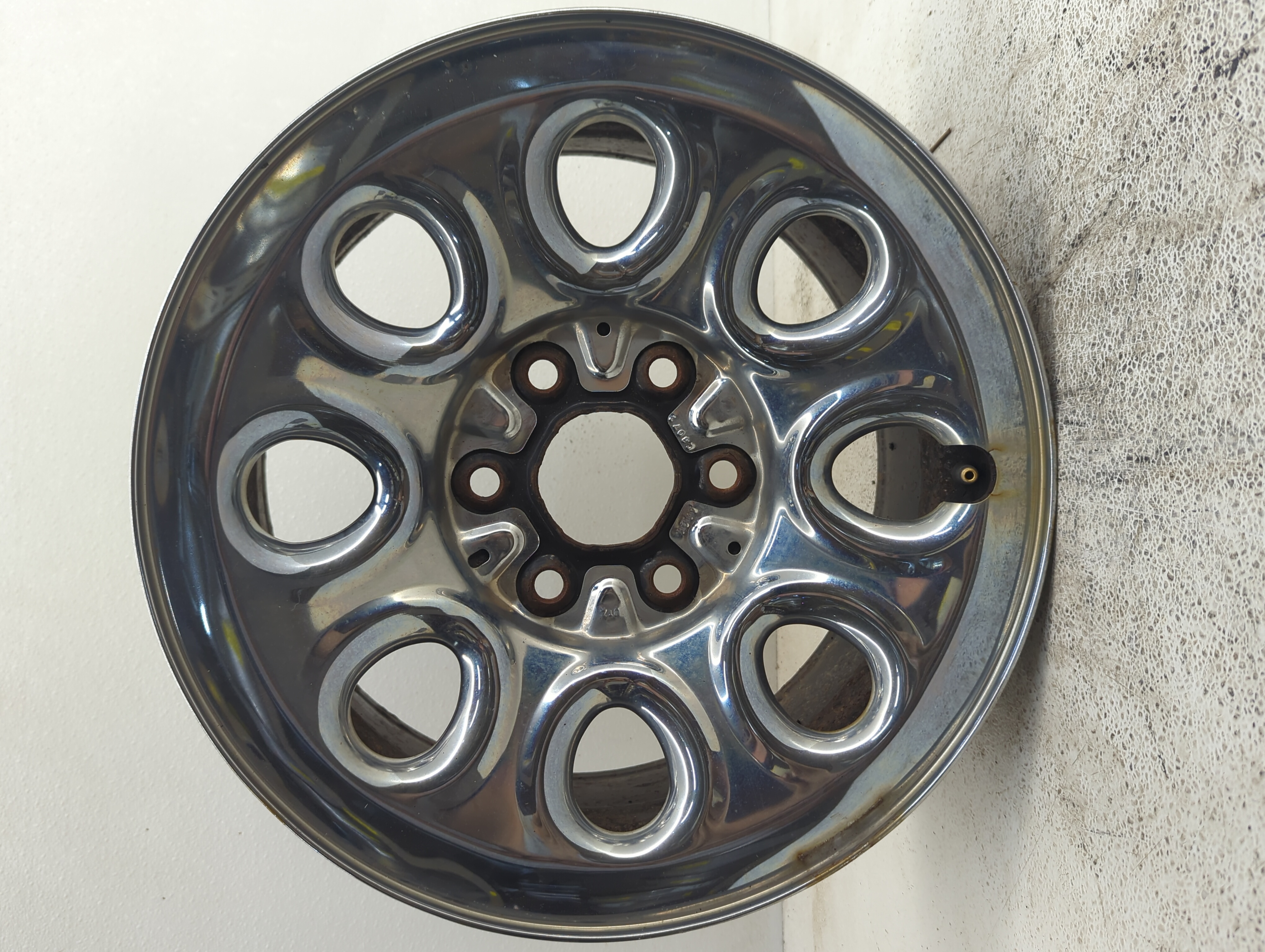 2005-2013 Chevrolet Silverado 1500 Wheel Rim Oem 1111993 - Oemusedautoparts1.com