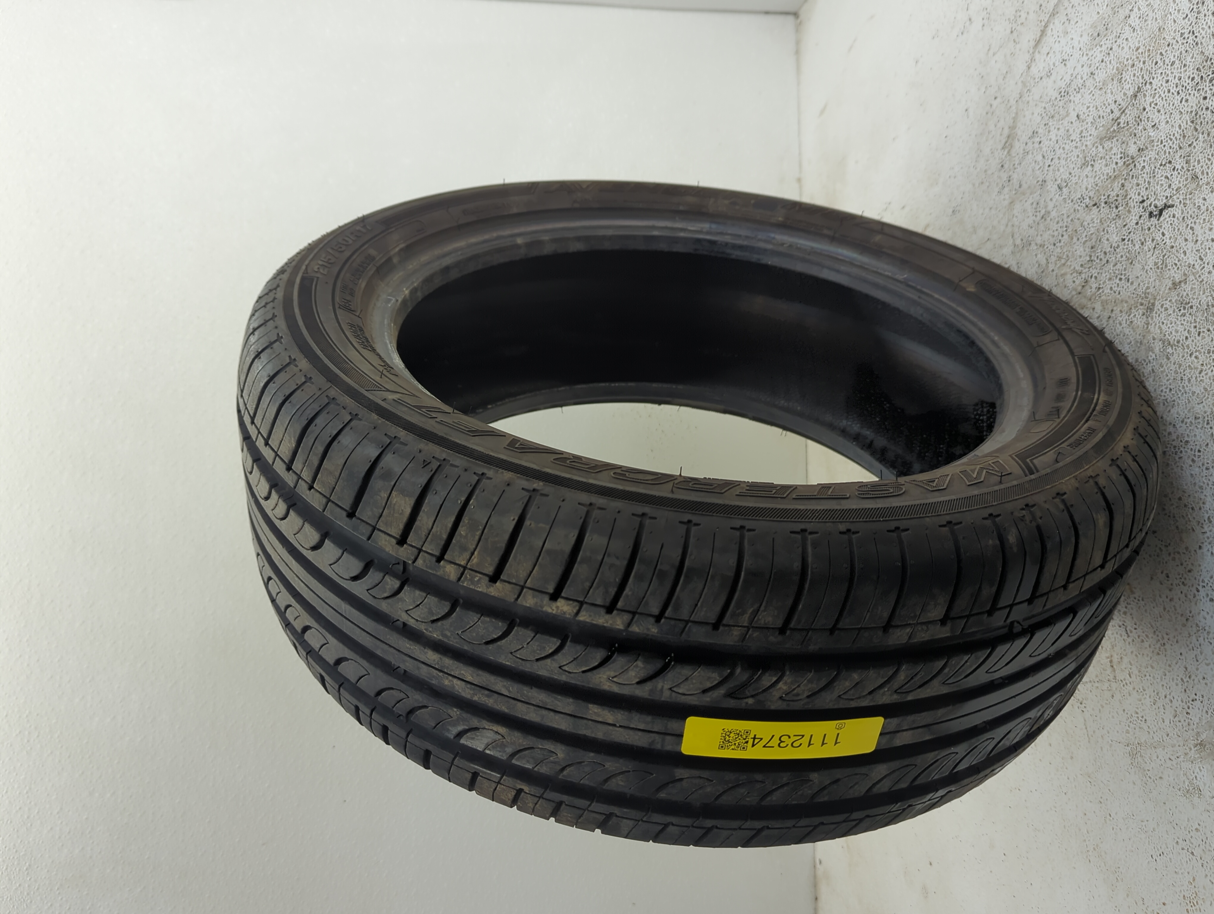 Used Tire 215/50R17 MASTERCRAFT AVENGER 95W - Tread Depth 9/32 - Oemusedautoparts1.com