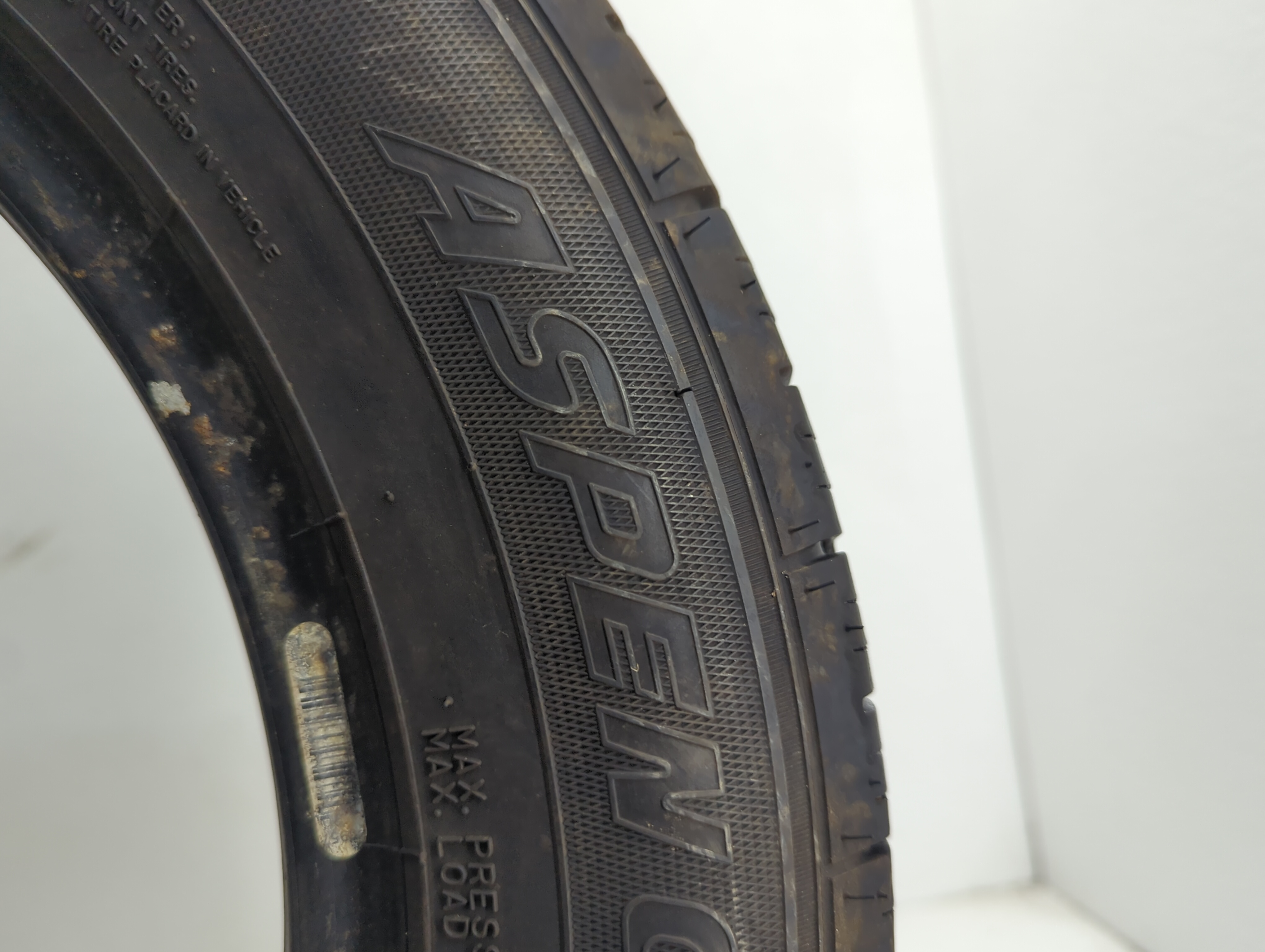 Used Tire 195/60R15 ASPEN GT-AS 88H - Tread Depth 8/32 - Oemusedautoparts1.com