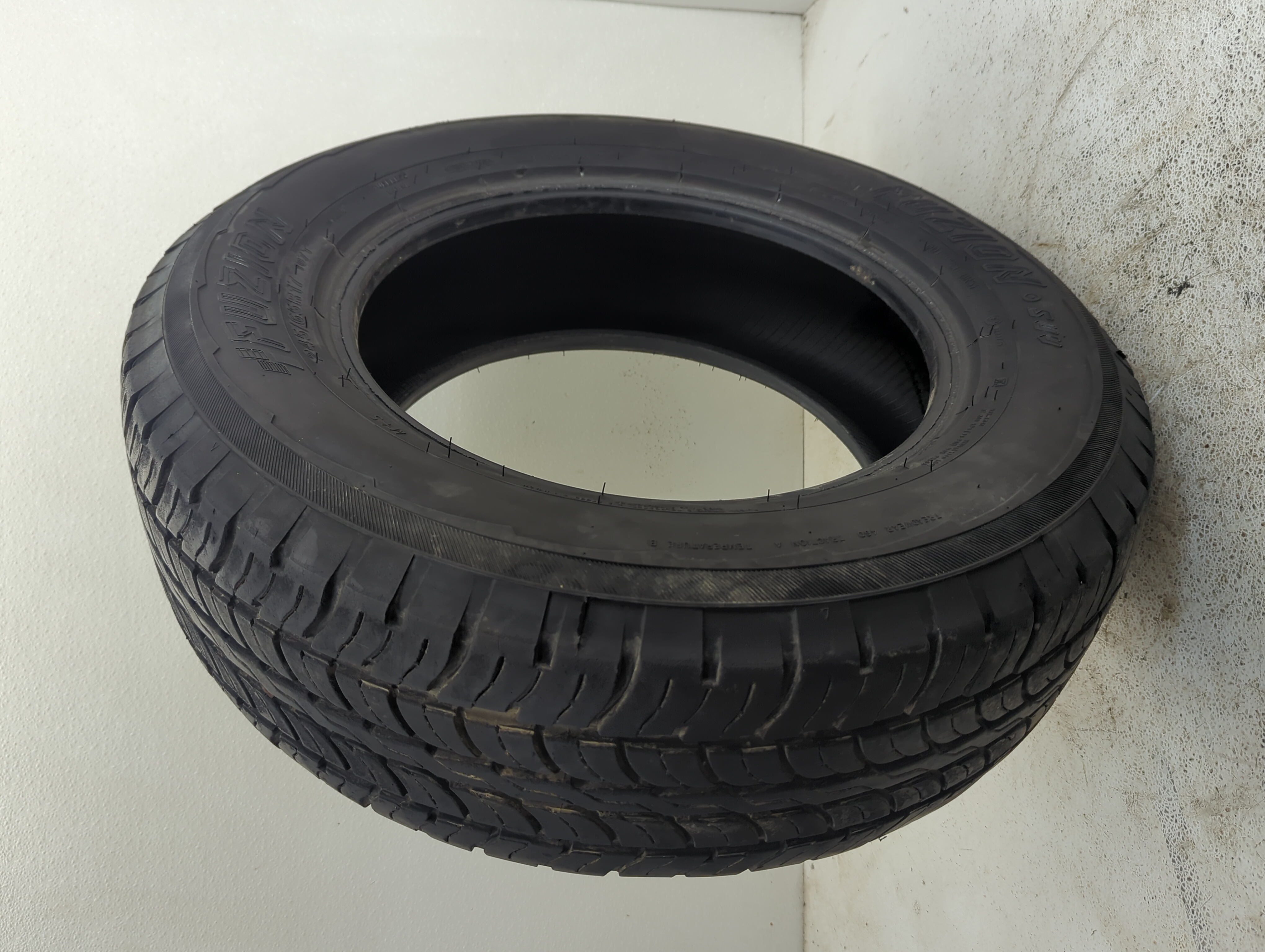 Used Tire 245/65R17 FUZION SUV 107T - Tread Depth 7.5/32 - Oemusedautoparts1.com