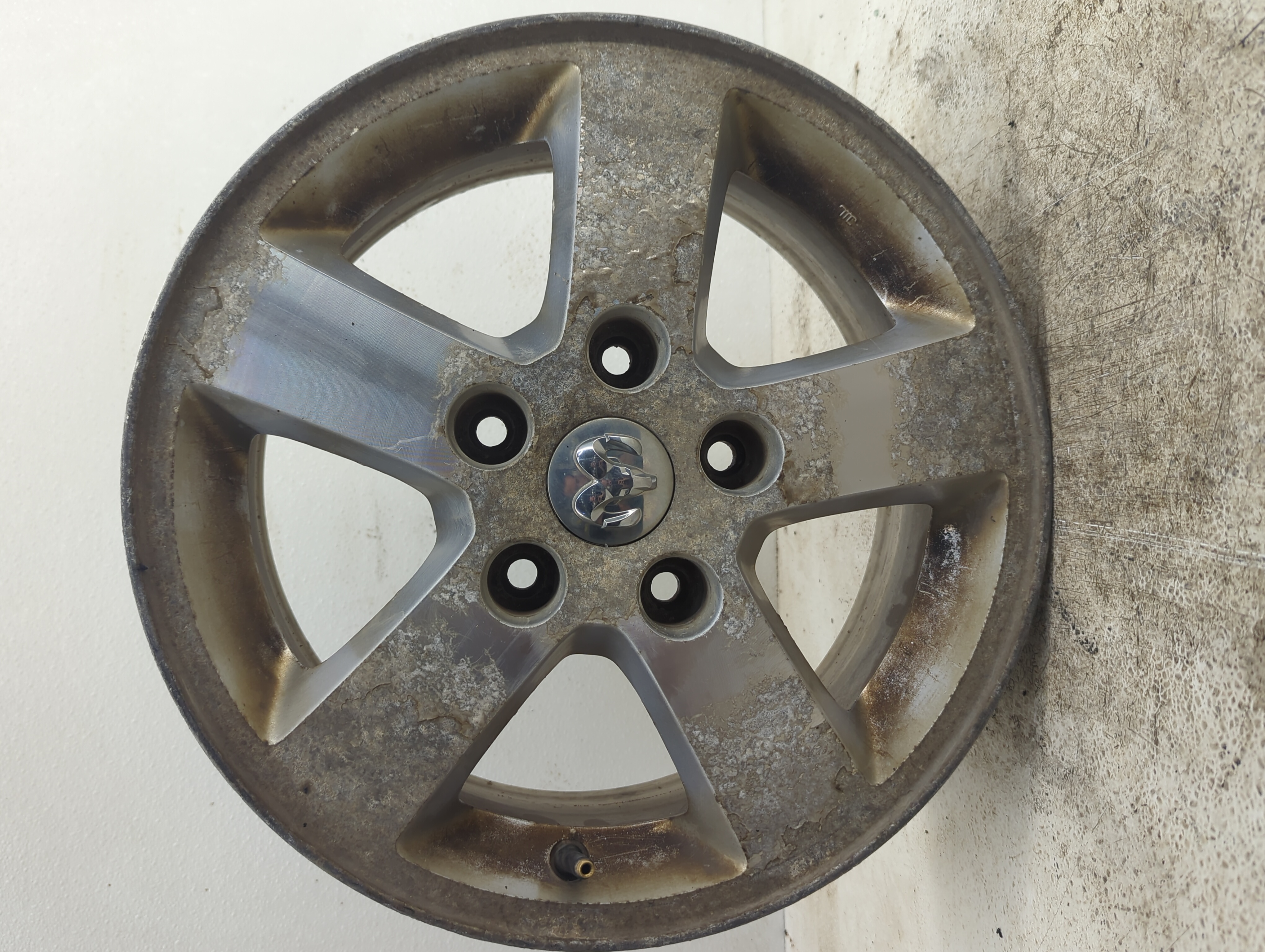 Picture of 2017-2020 Dodge Grand Caravan Wheel Rim Oem 1113267