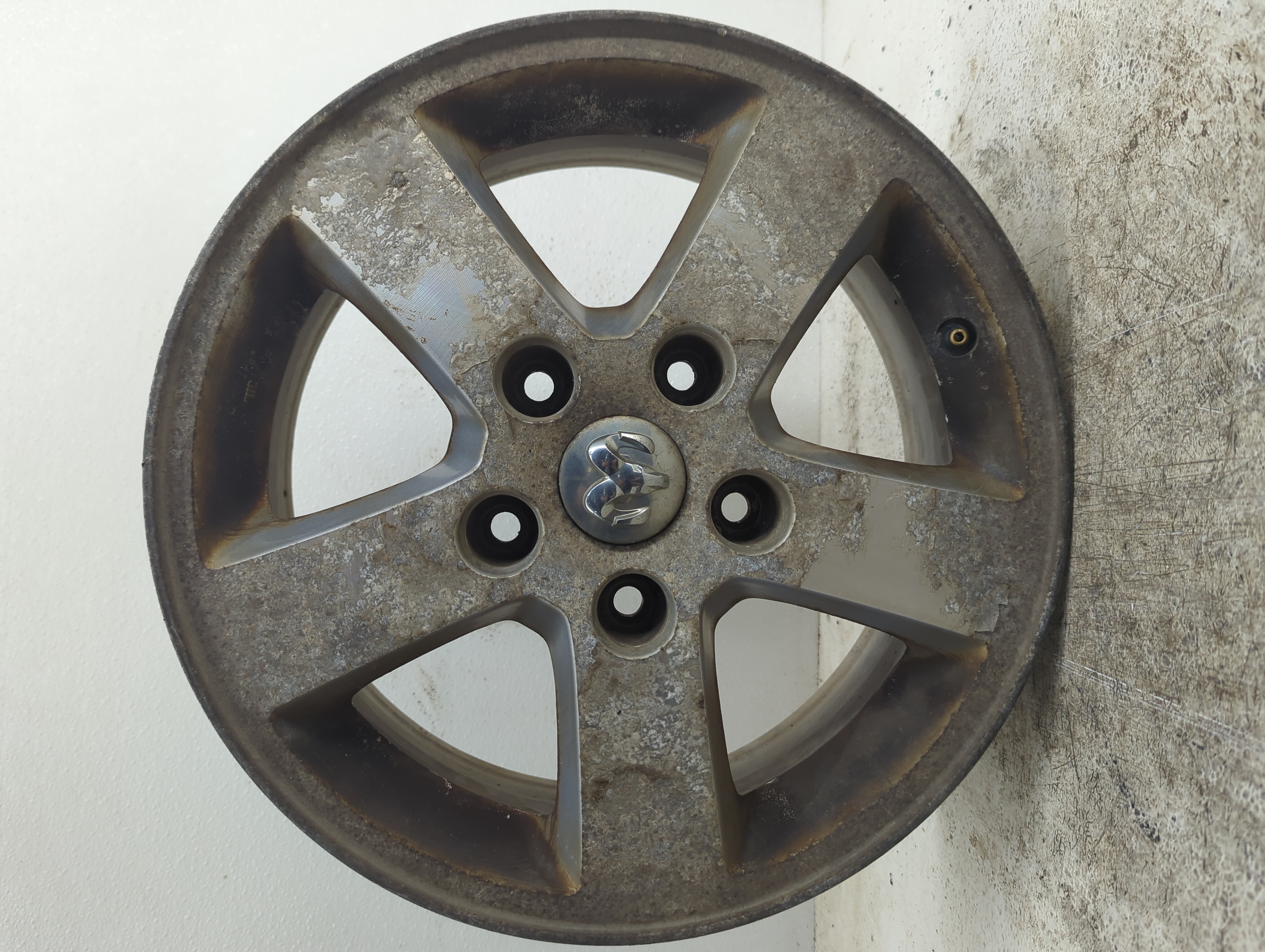 Picture of 2011-2012 Dodge Grand Caravan Wheel Rim Oem 1113269