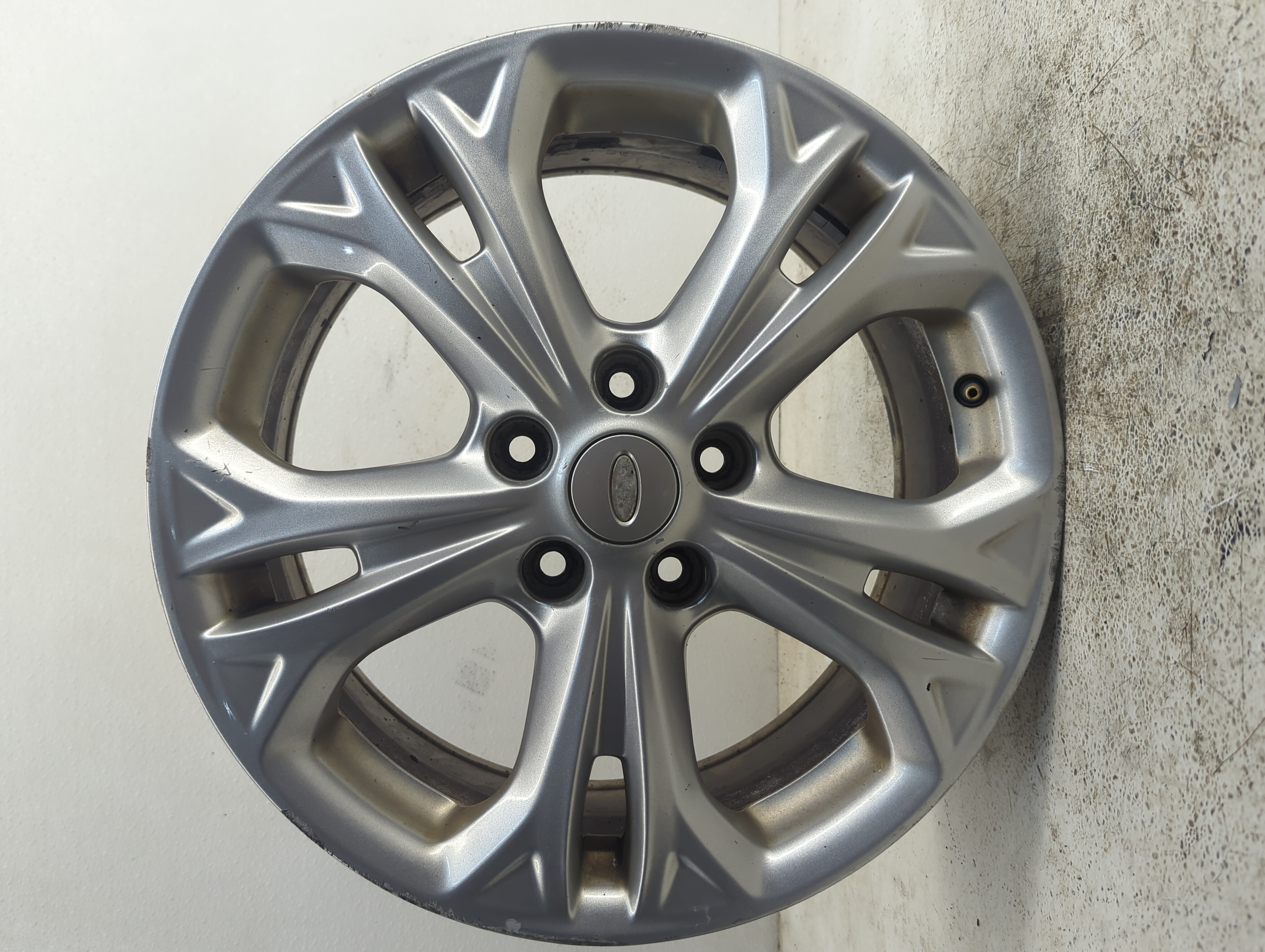 2012 Ford Fusion Wheel Rim Oem 1115008 - Oemusedautoparts1.com